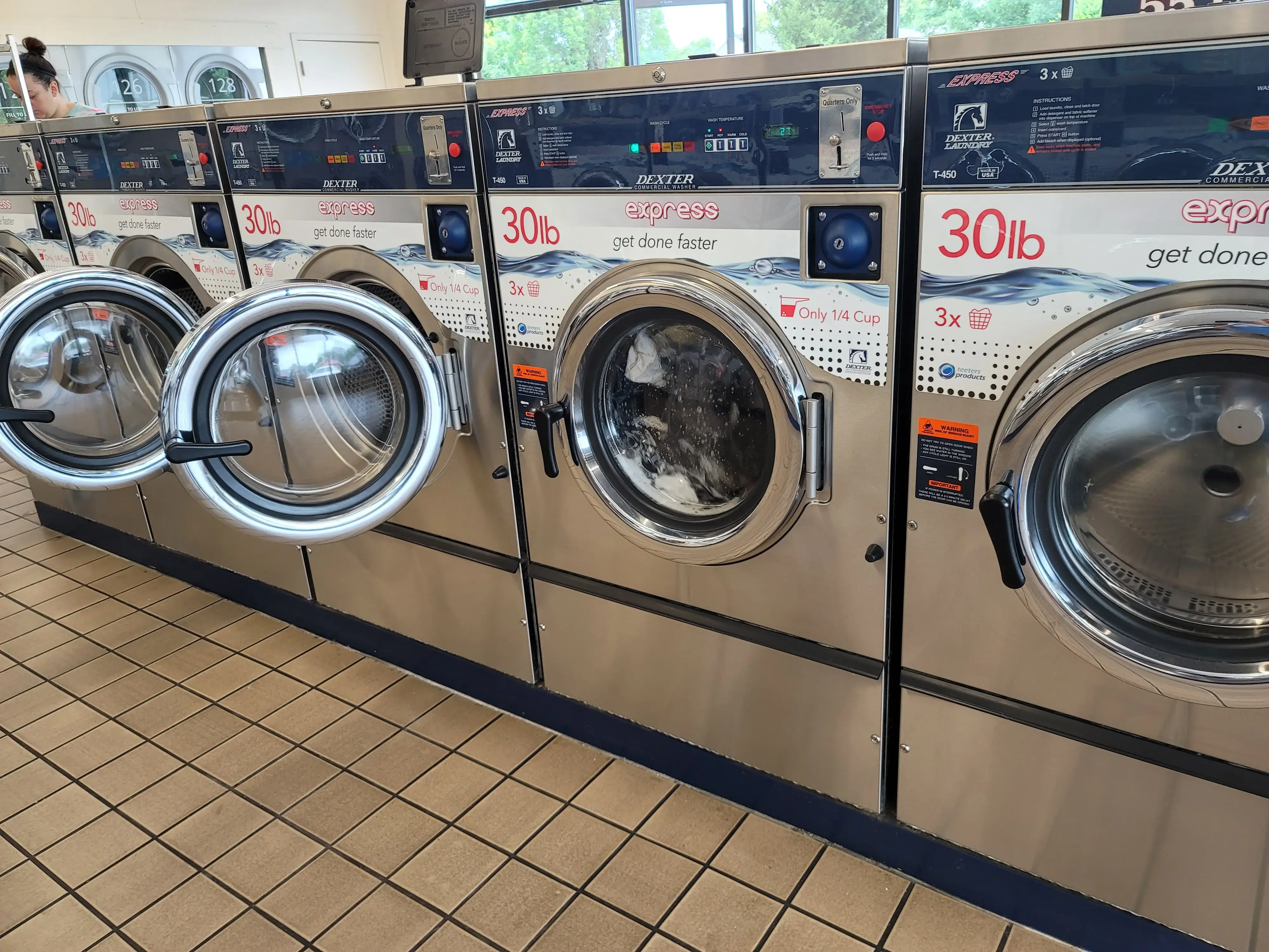 Laundromat thumbnail 1
