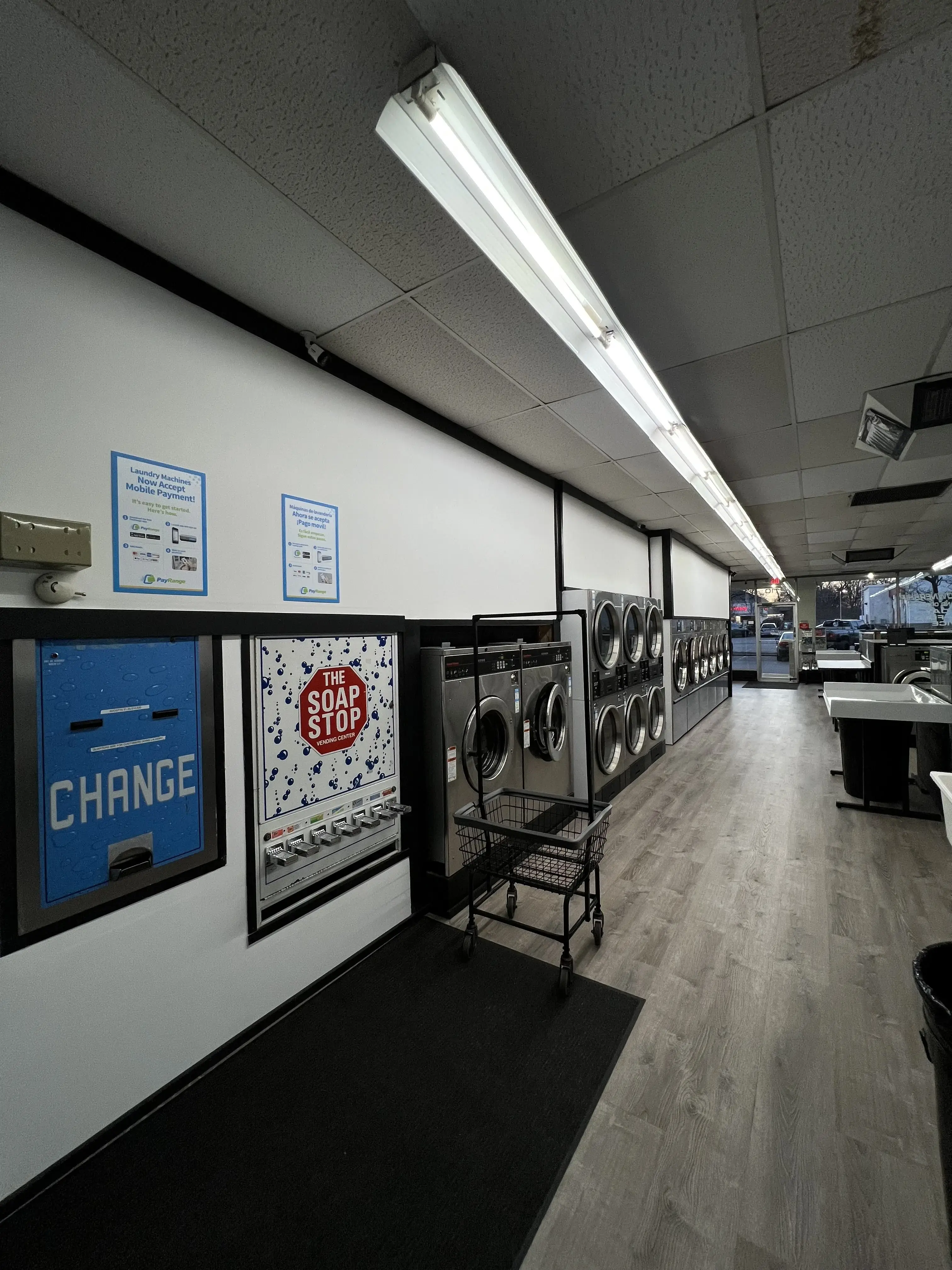 Laundromat Plus thumbnail 11