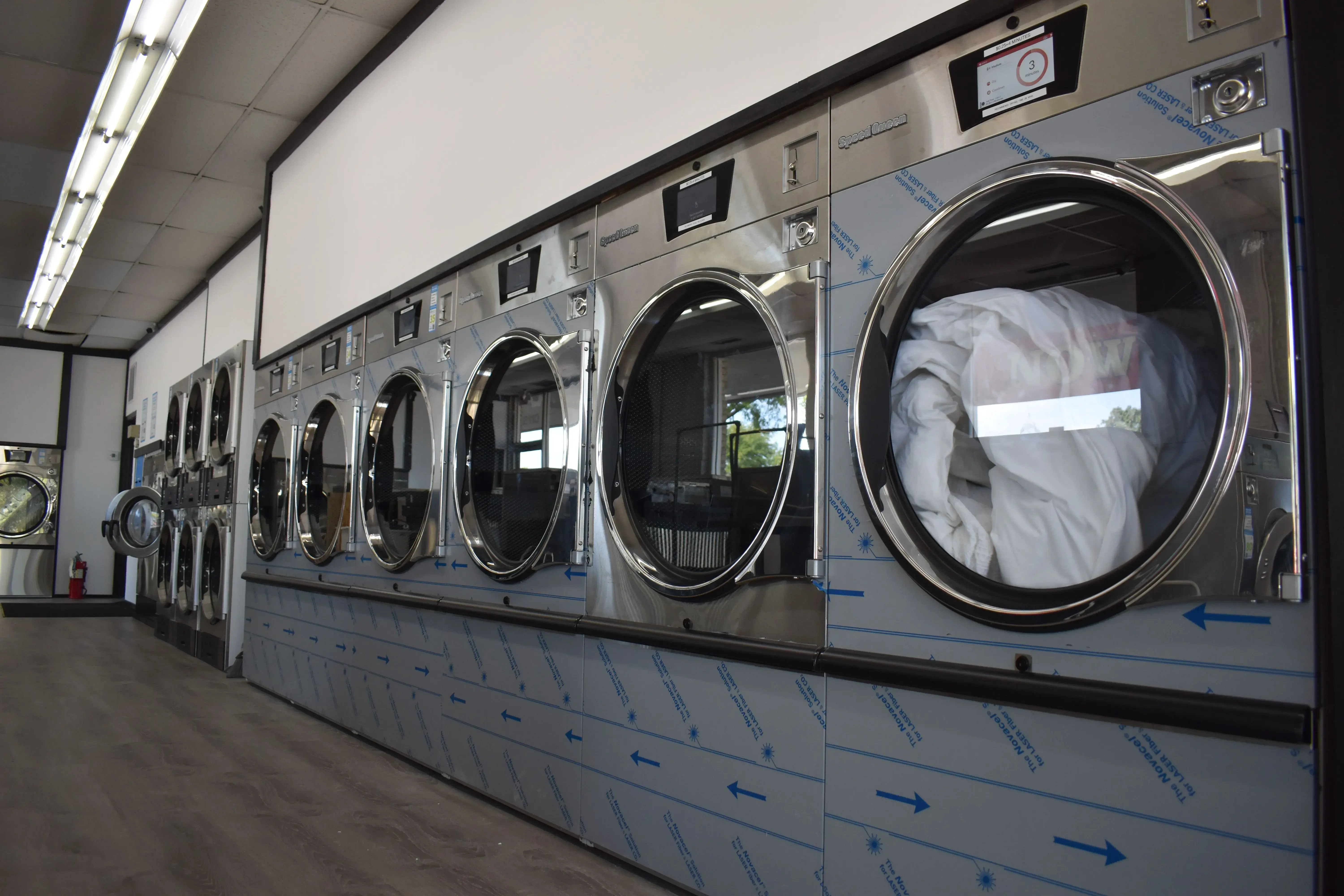 Laundromat Plus thumbnail 18