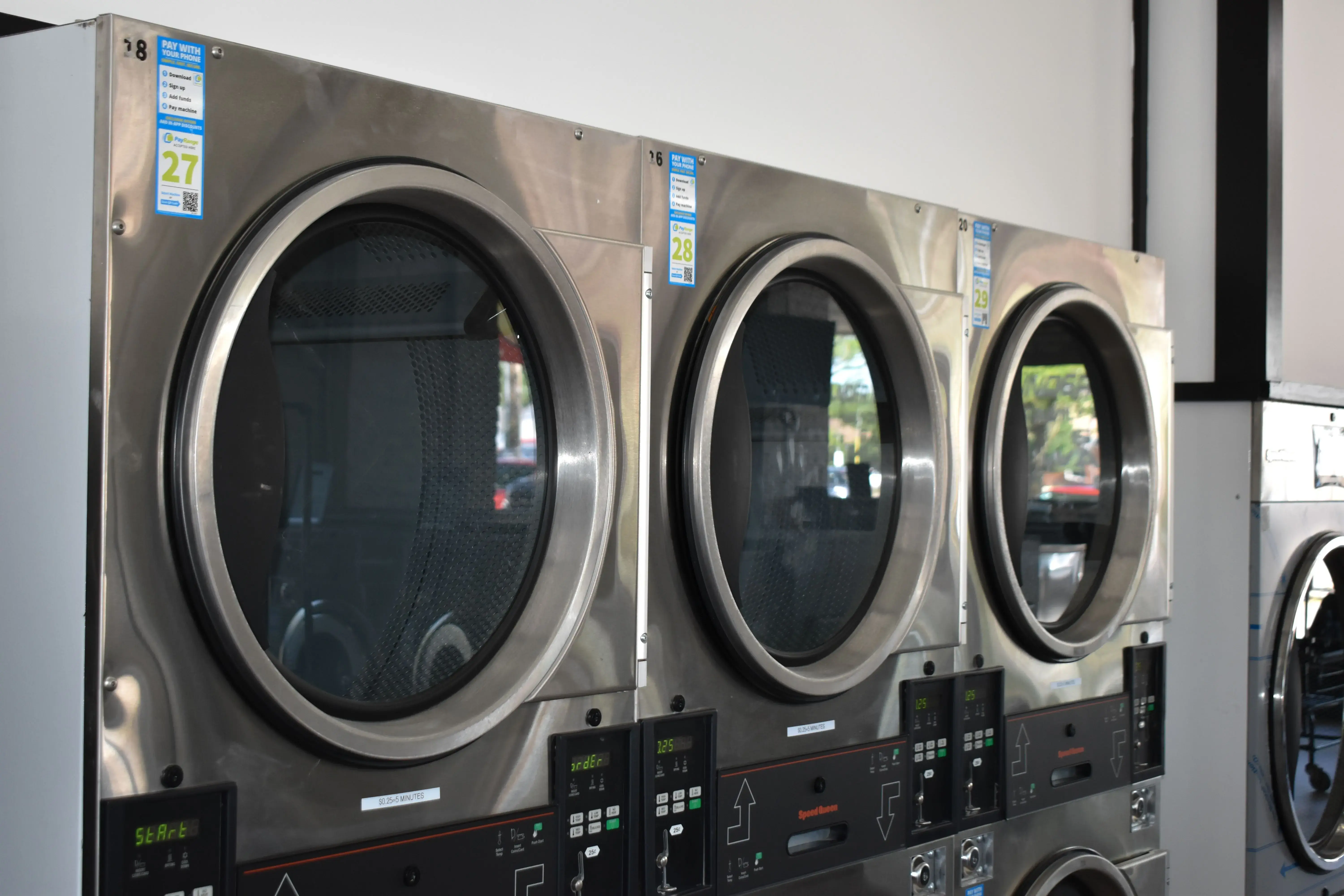 Laundromat Plus thumbnail 8
