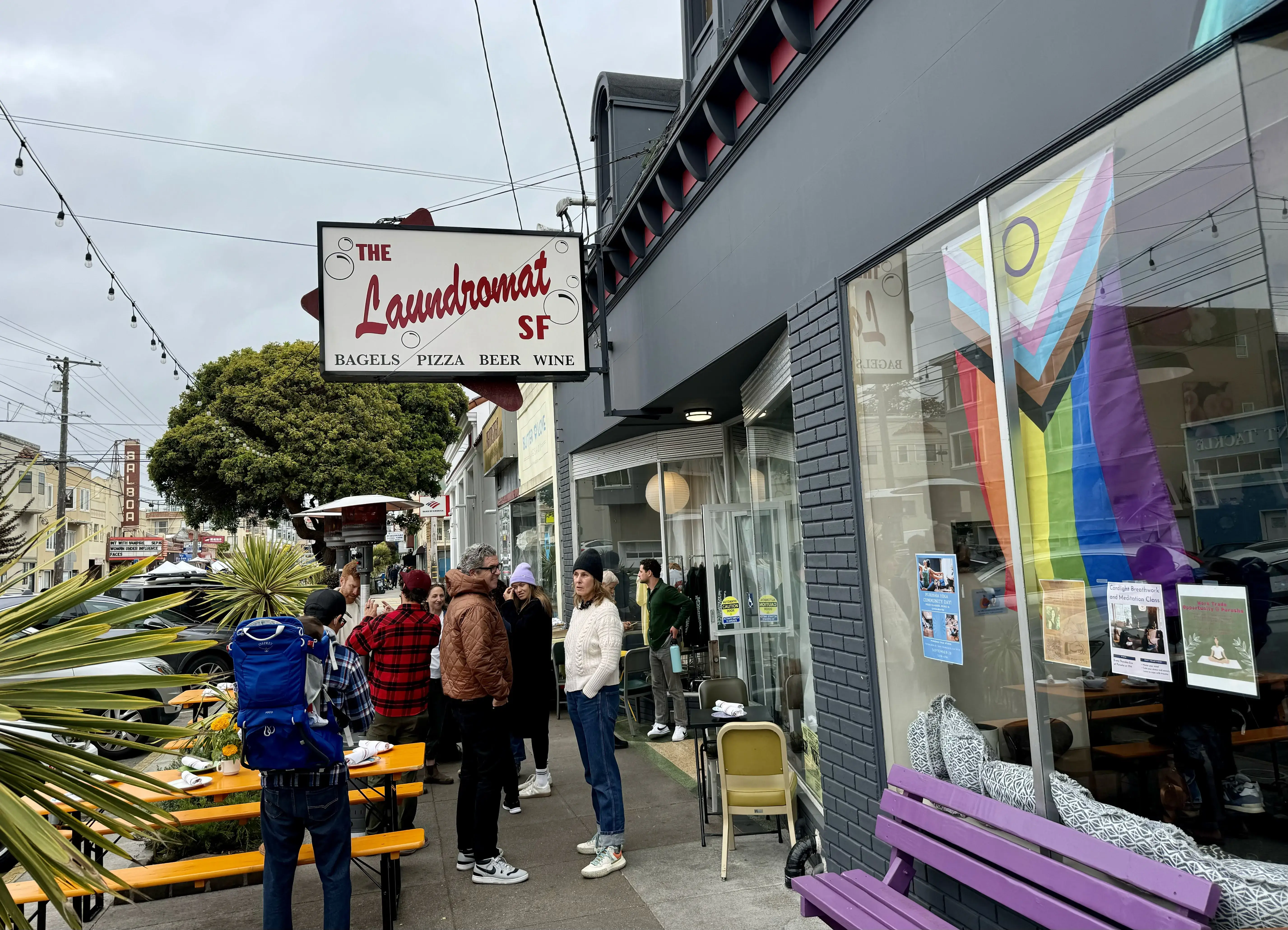 Laundromat thumbnail 6