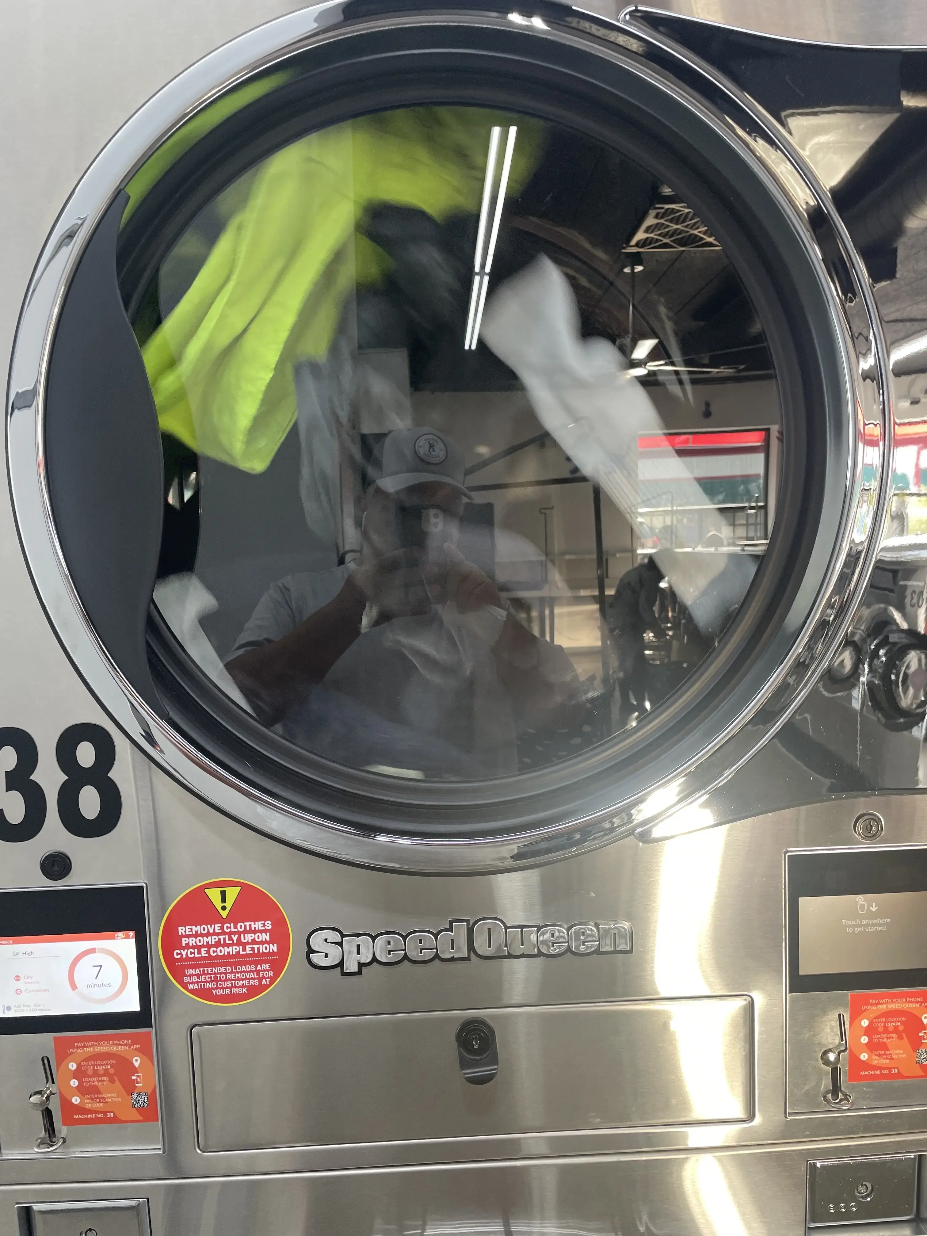 Laundromat Southfield thumbnail 12