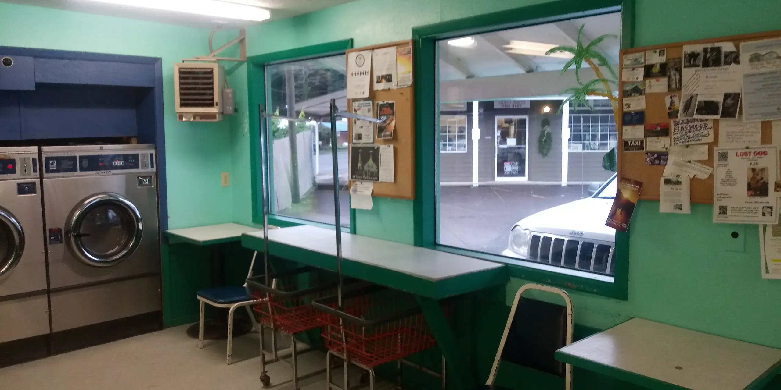 Laundromat thumbnail 4