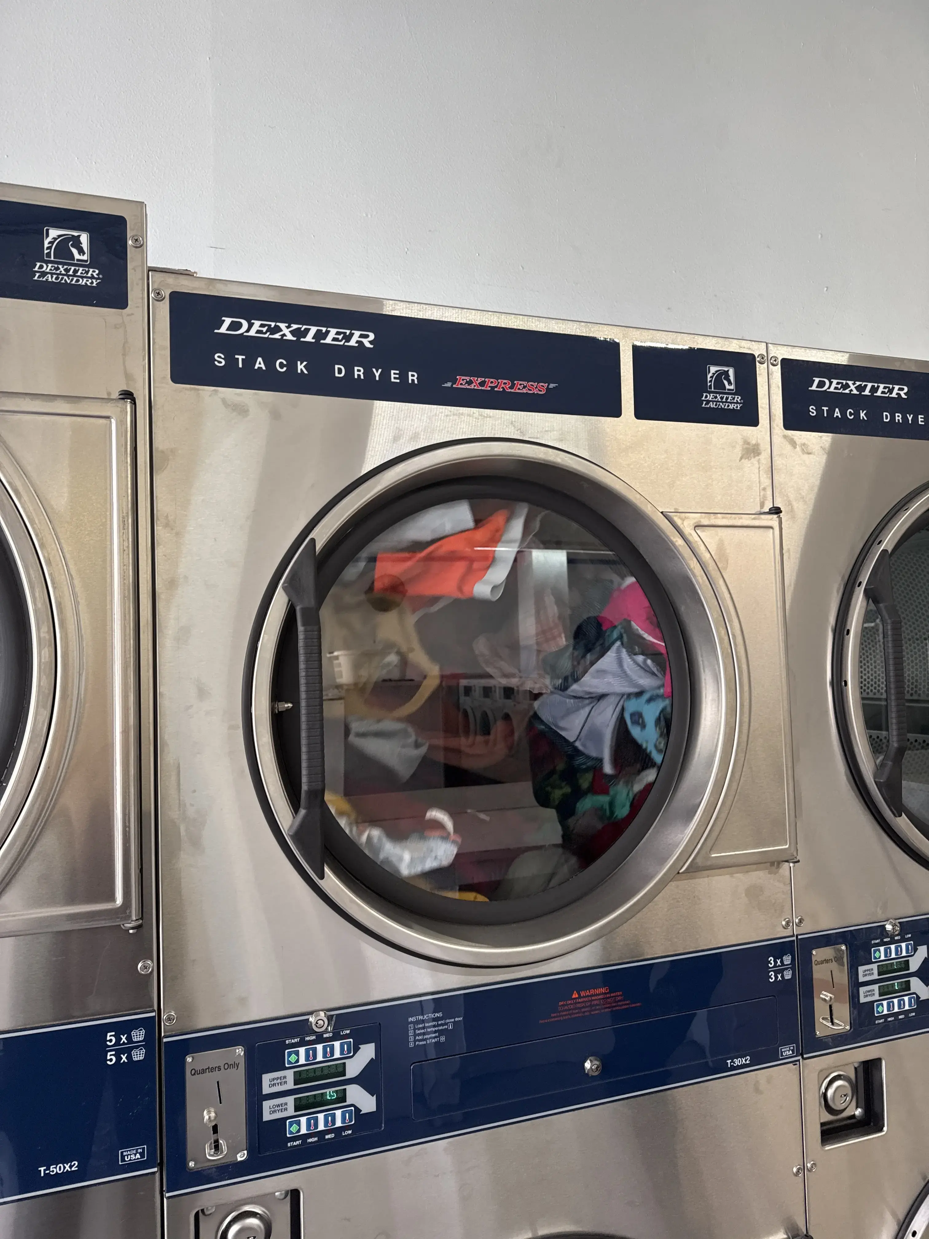 Laundromat thumbnail 8