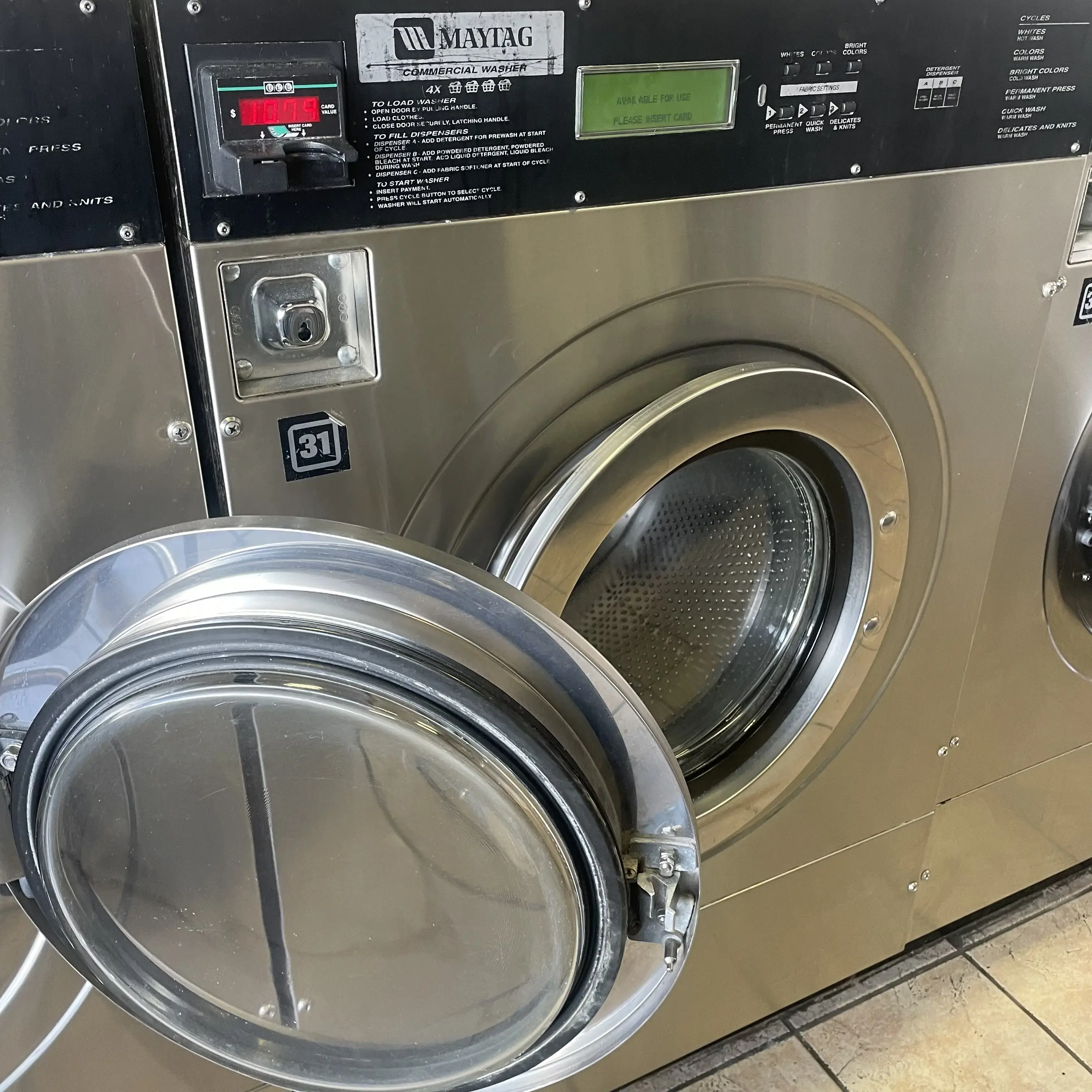 Laundromat@Fairview - LAST WASH 8:30 P.M. thumbnail 17