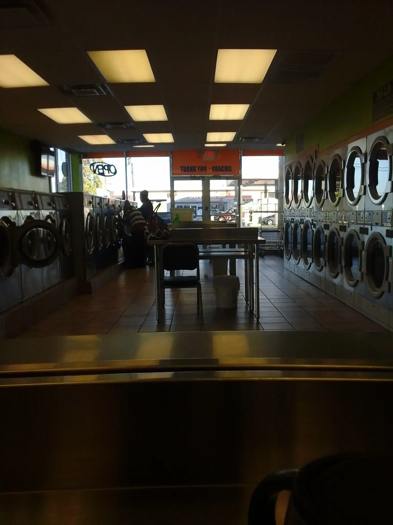Laundromato Coin Laundry - Image 6