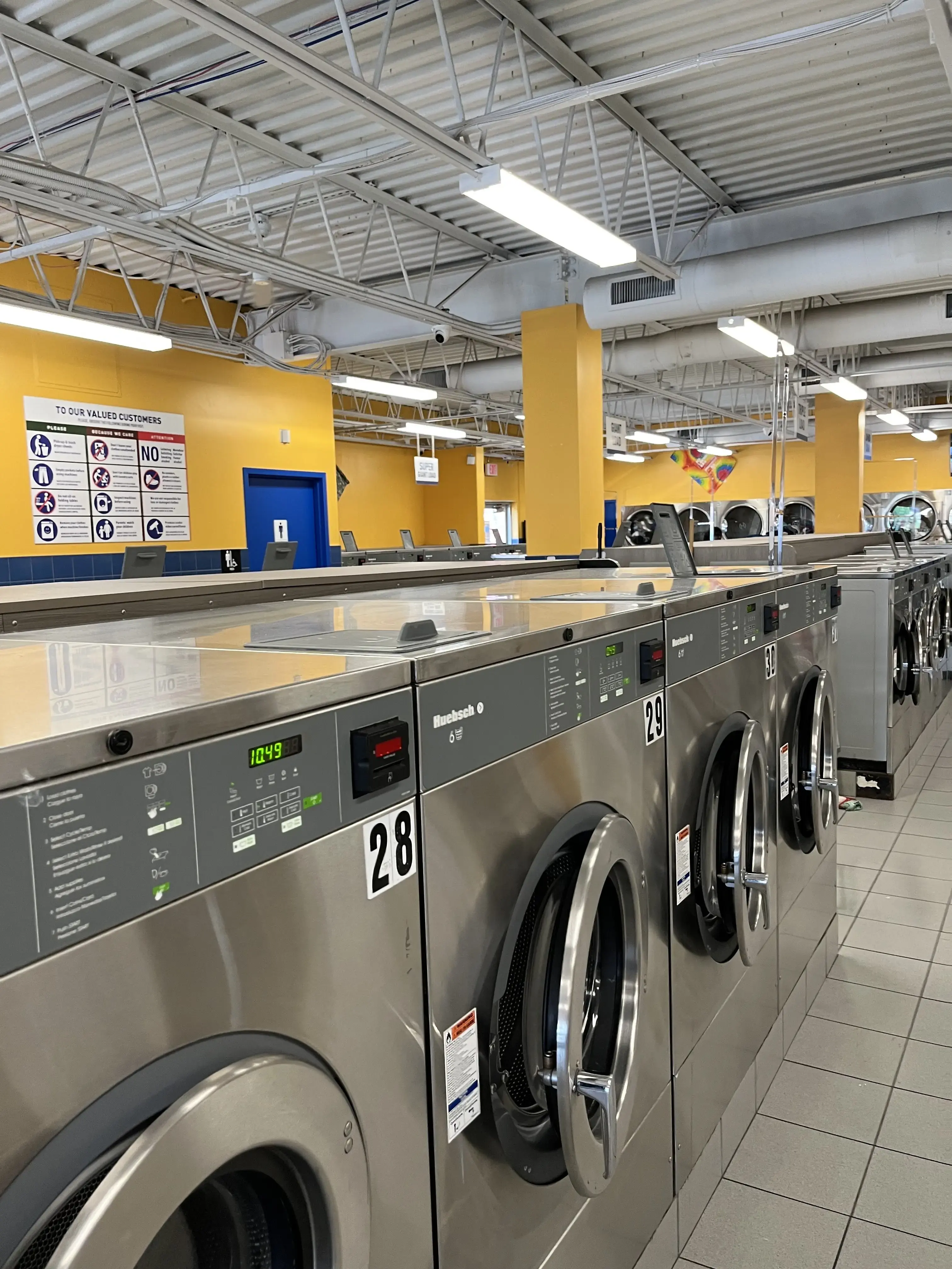 LaundroMax location