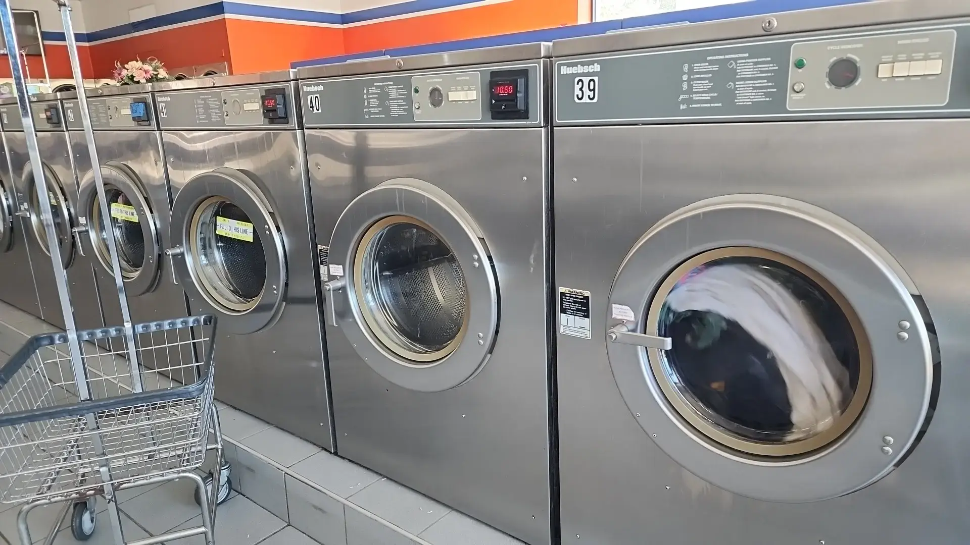 Laundromax - Image 1