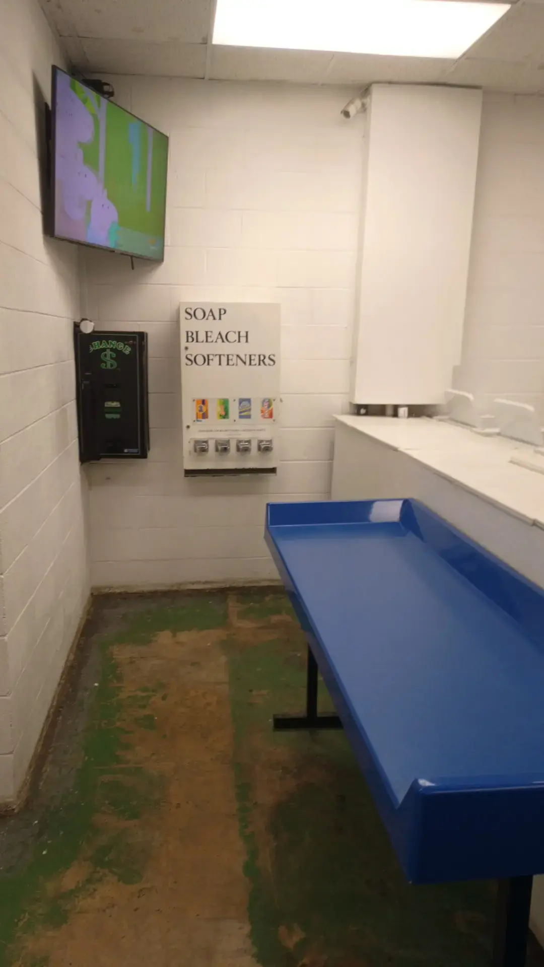 Laundromax Oxford Coin Laundry - Image 9