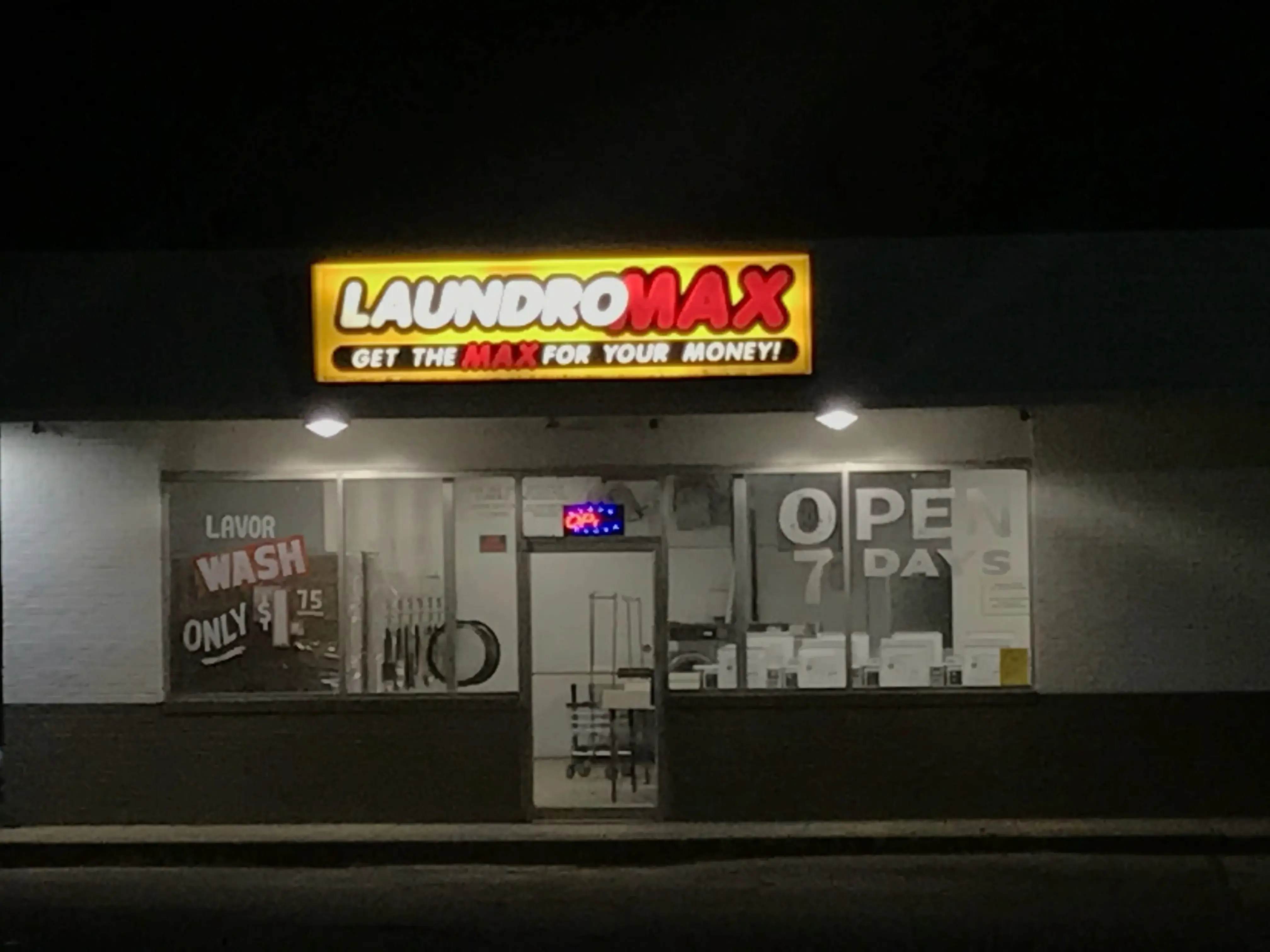 Laundromax Oxford Coin Laundry thumbnail 13