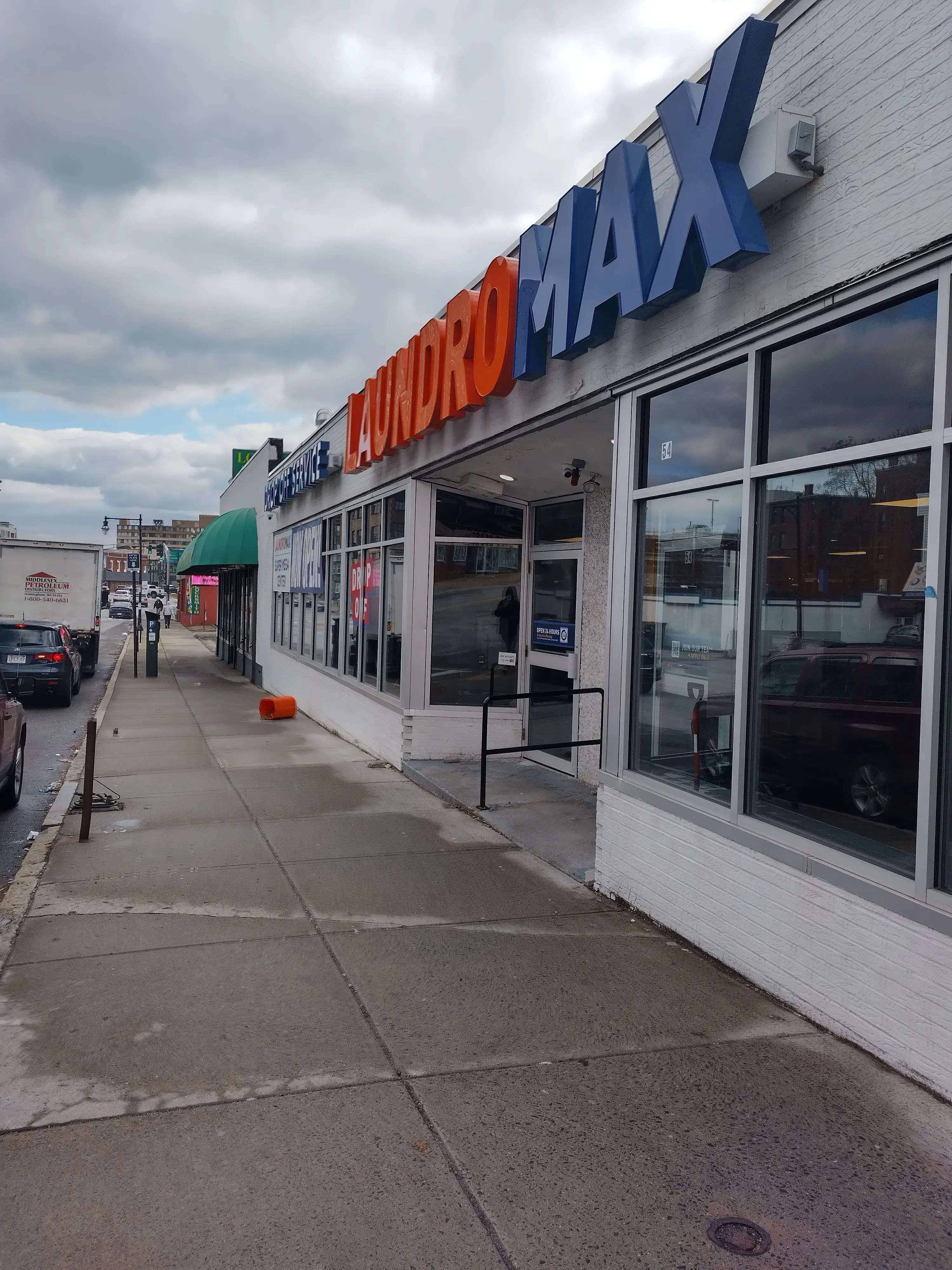 LaundroMax - Image 13