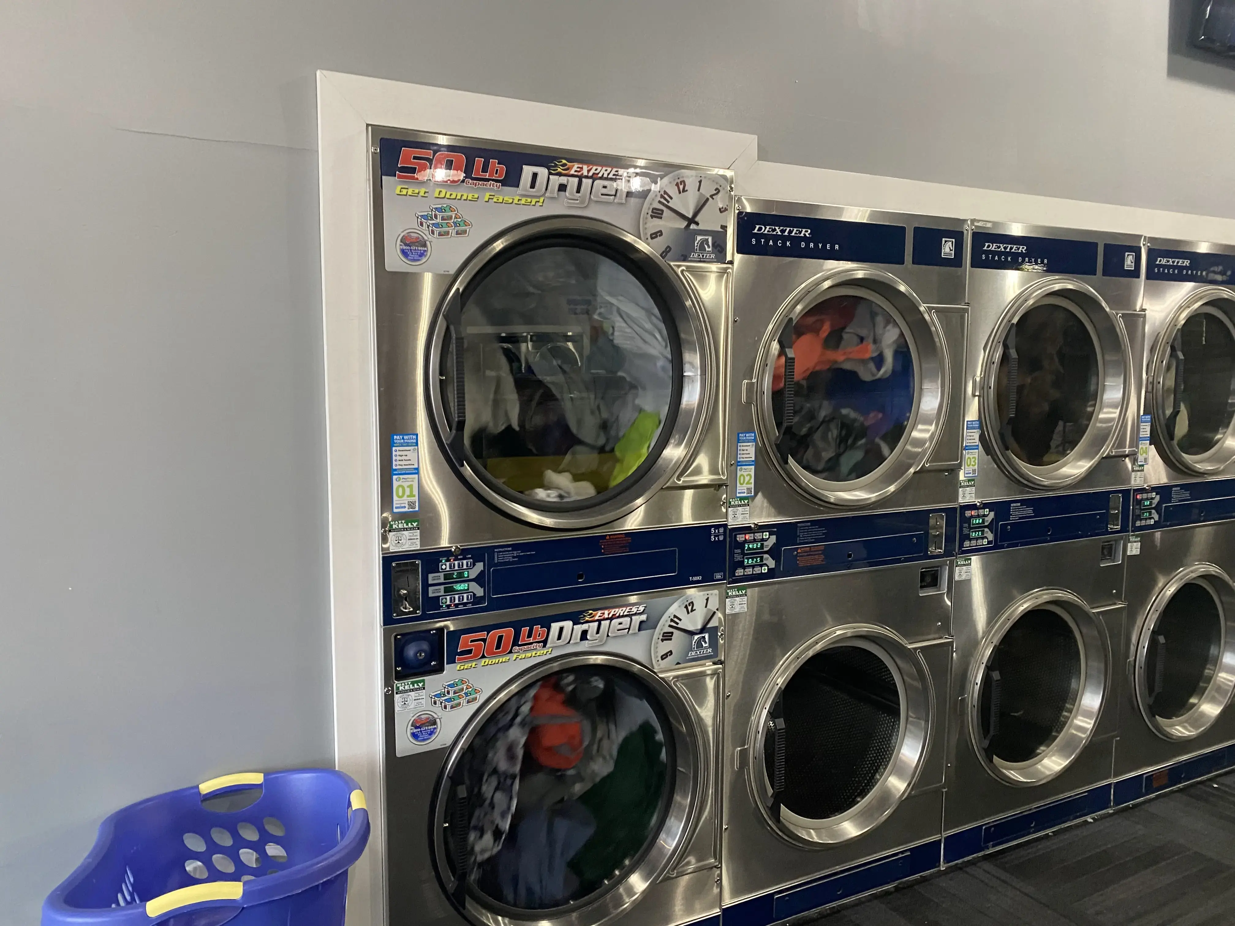 Laundry 101 & Bar thumbnail 2