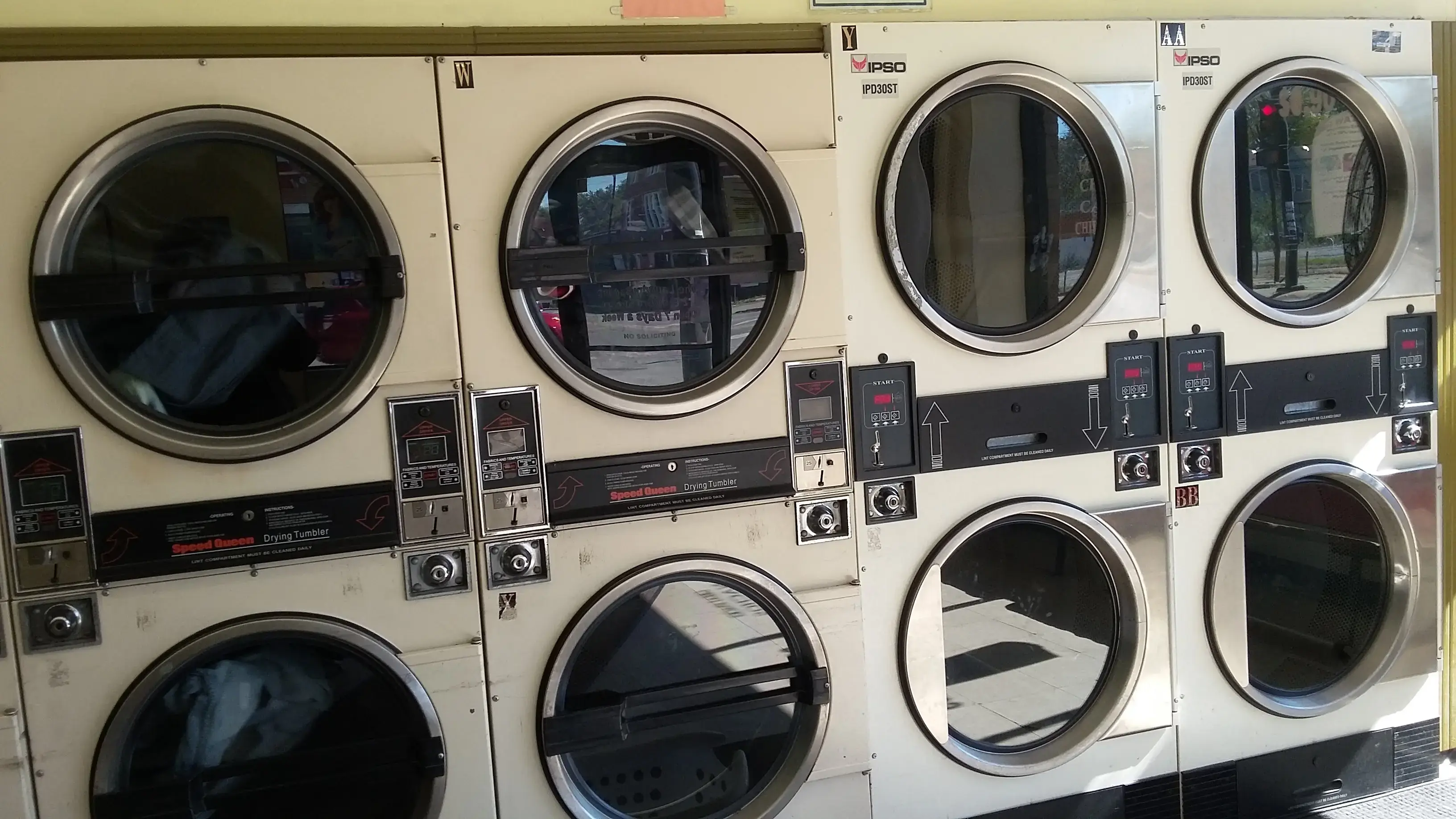 Laundry Bag Inc - Image 3