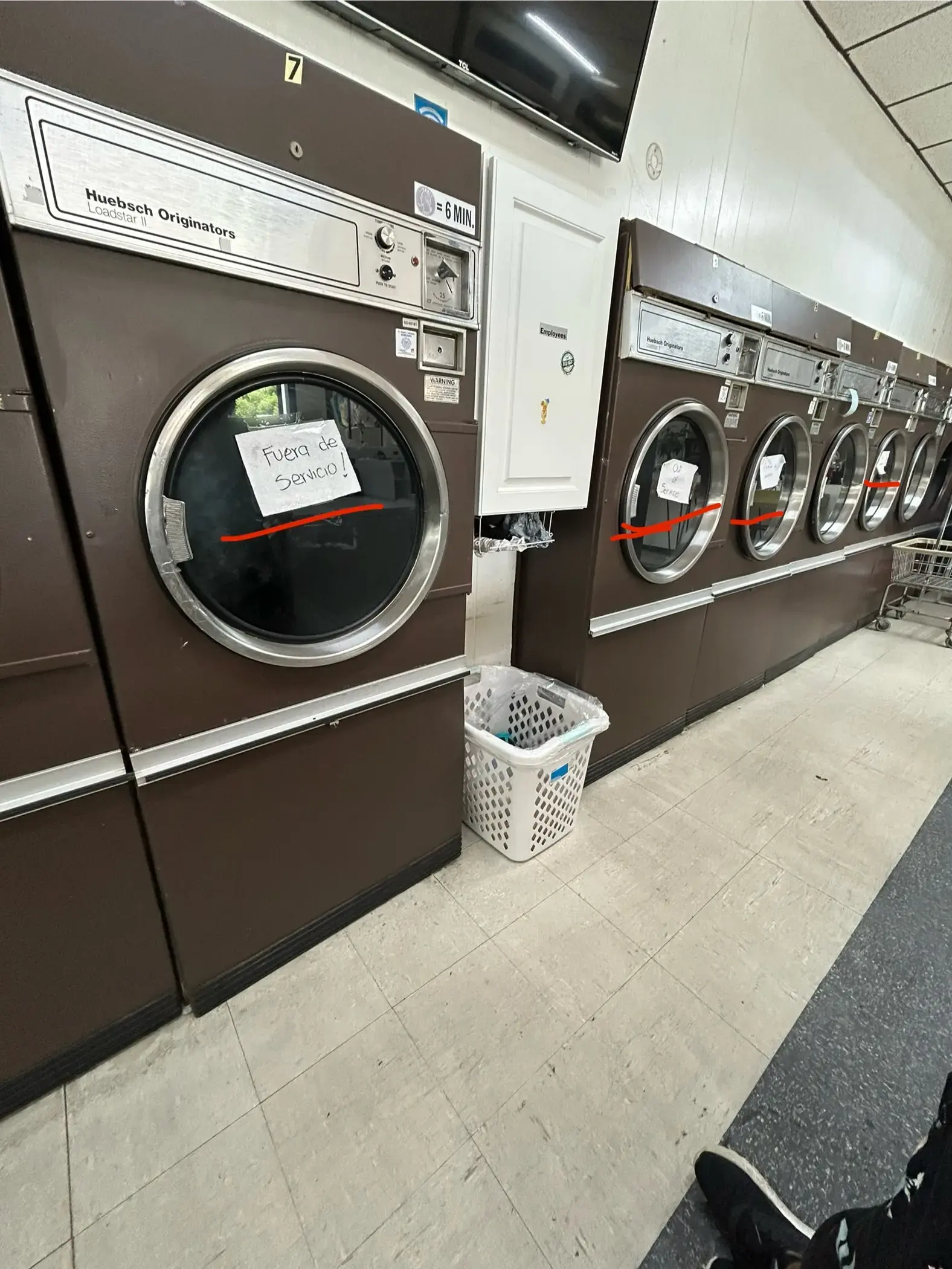 Laundry Bar Bound Brook thumbnail 5