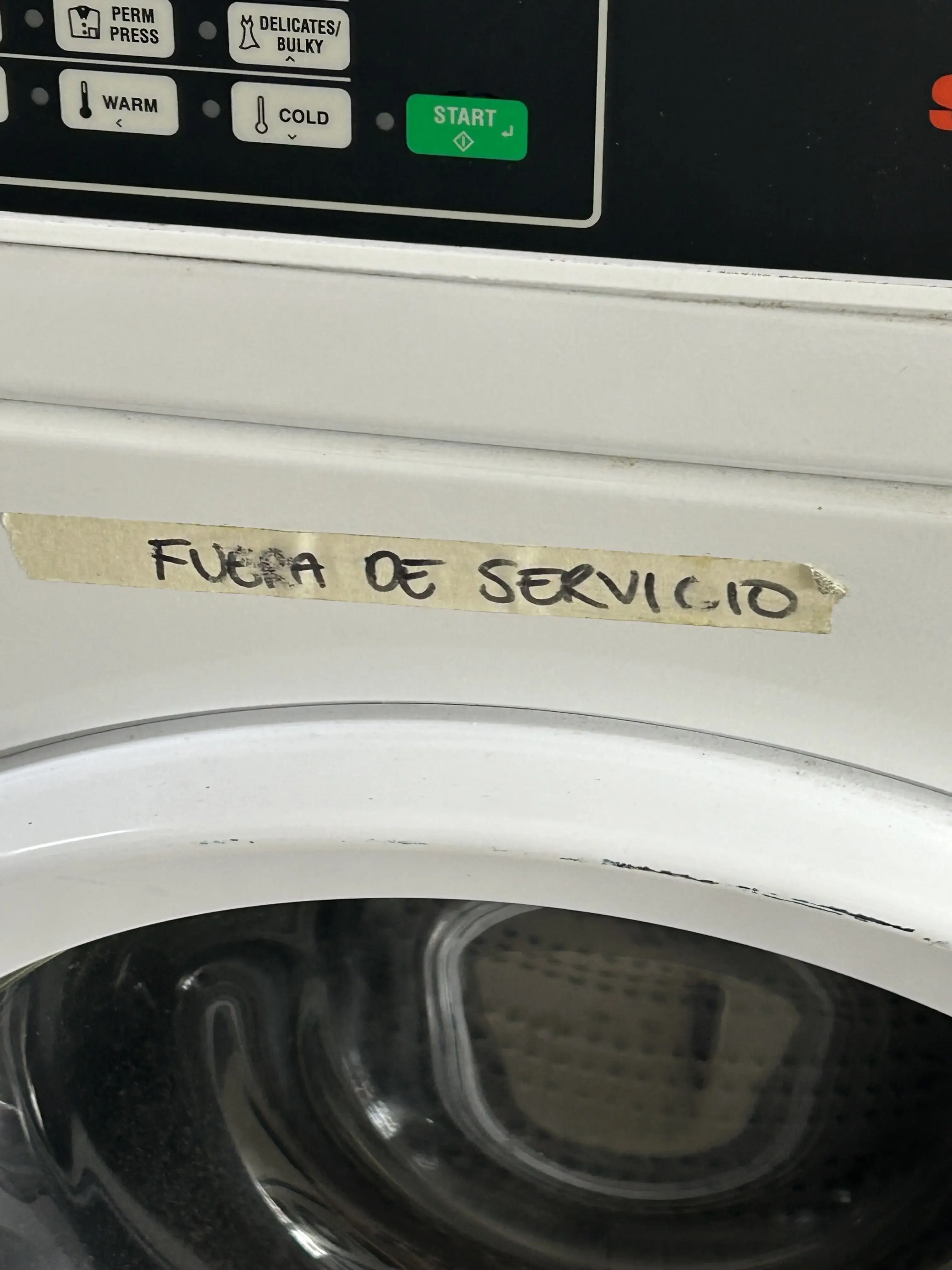 Laundry Bar Bound Brook - Image 7