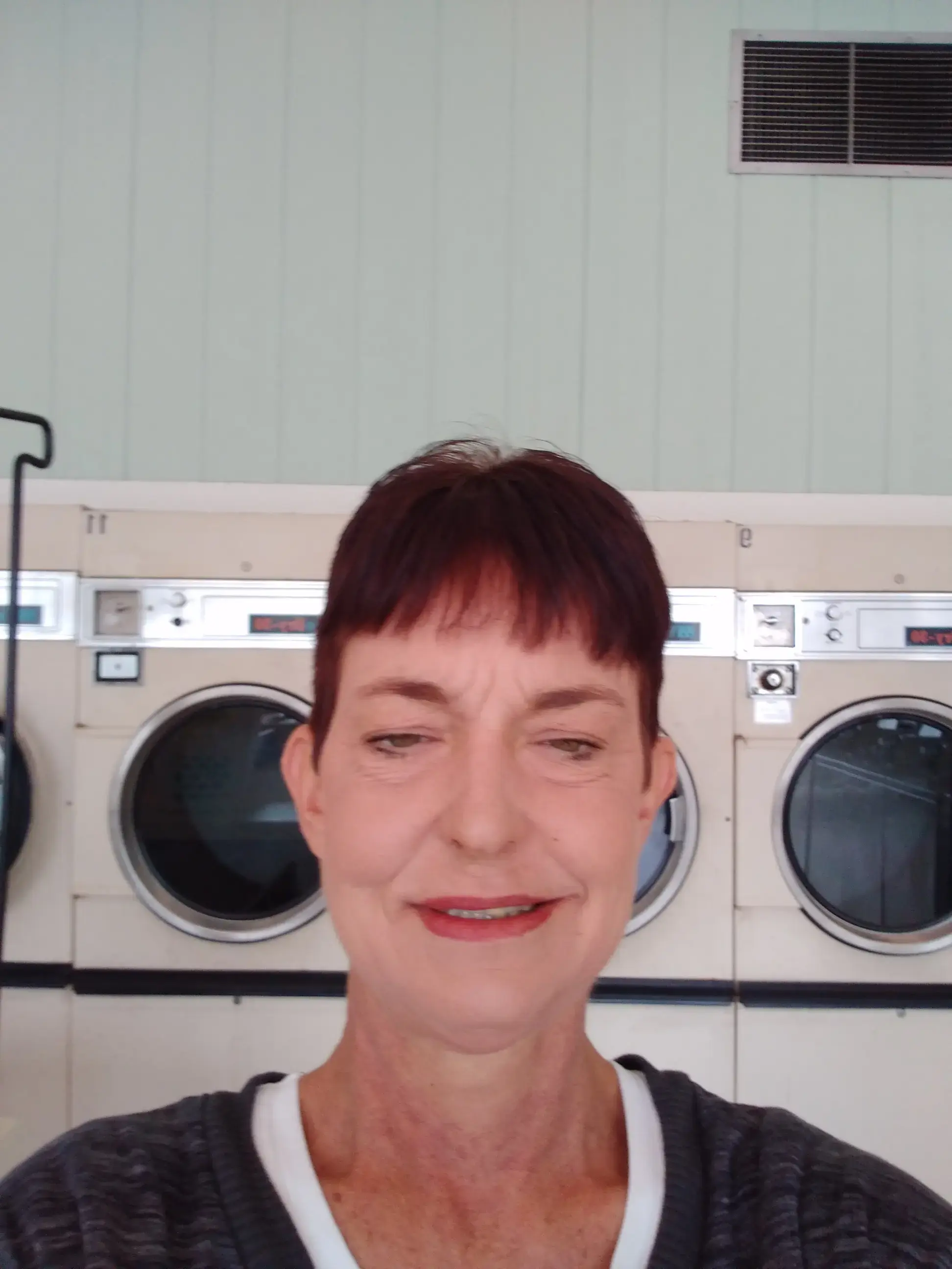 Laundry Basket - Two Locations In Salem thumbnail 5