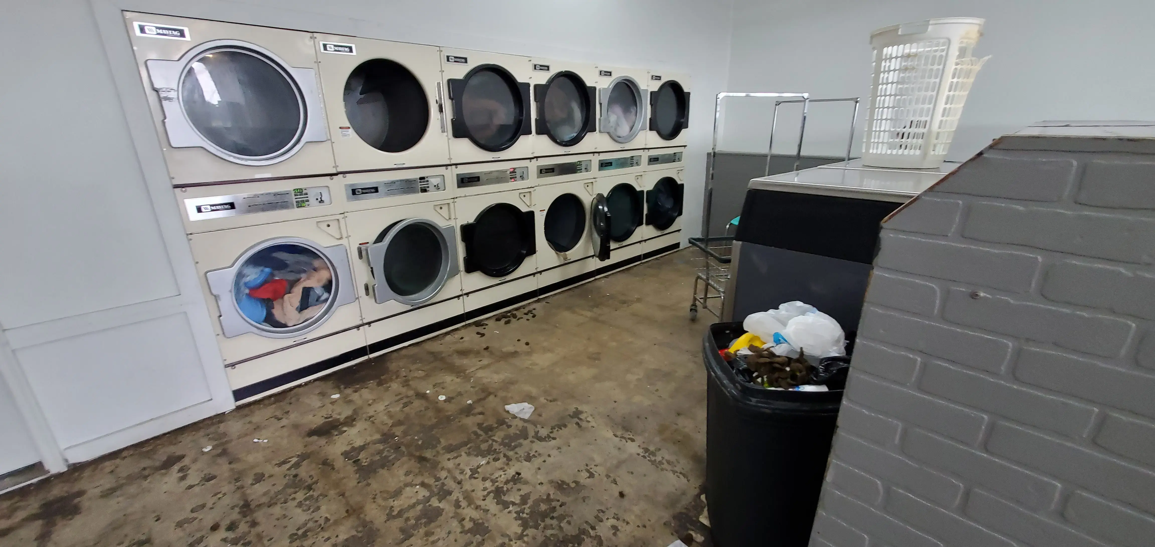 Laundry Basket - Image 11