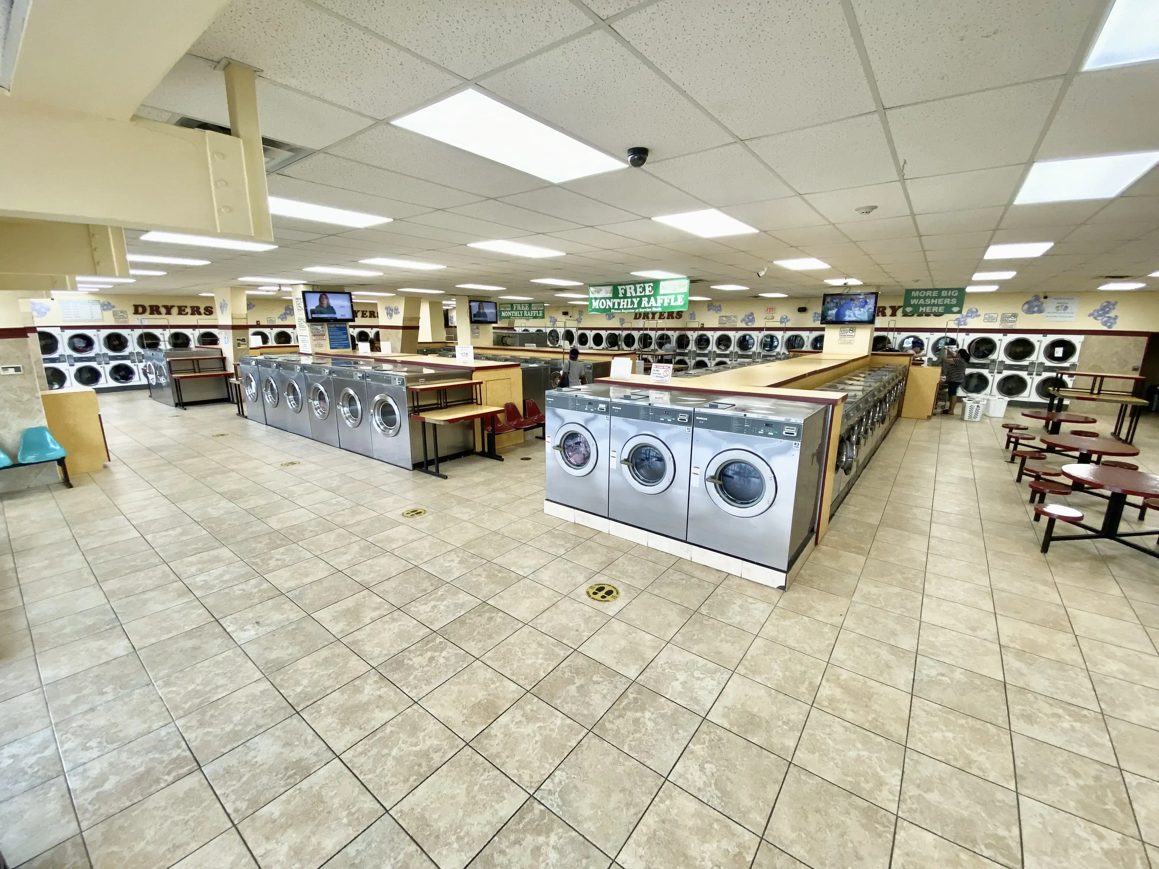 Laundry Basket Laundromat thumbnail 19