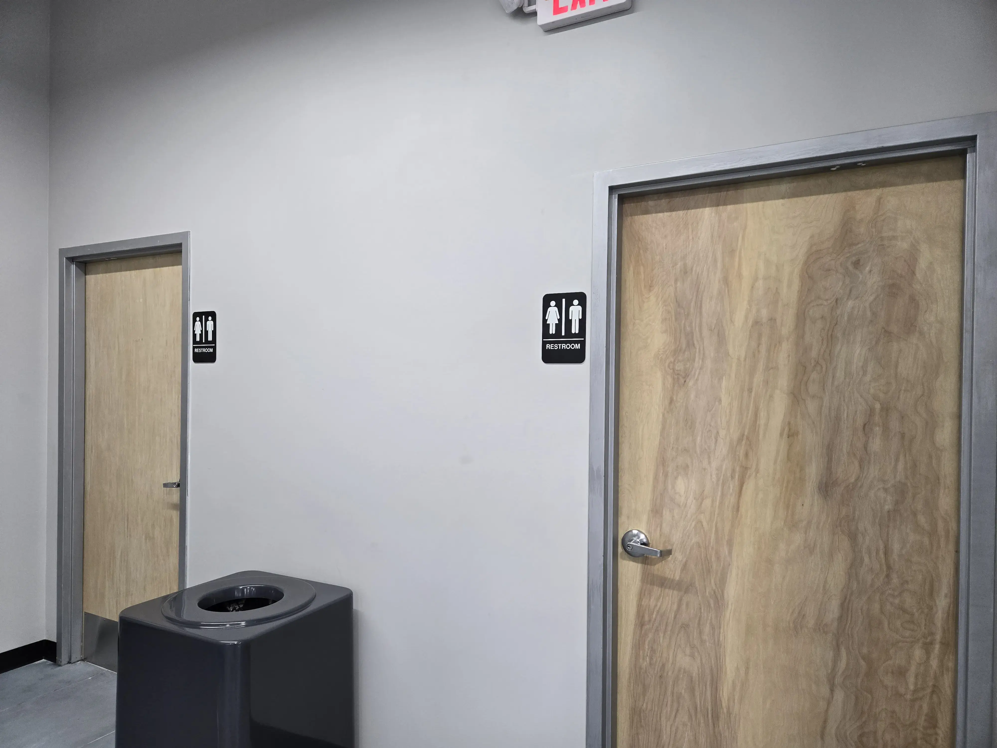 Laundry by SpinXpress - Jester Village thumbnail 16