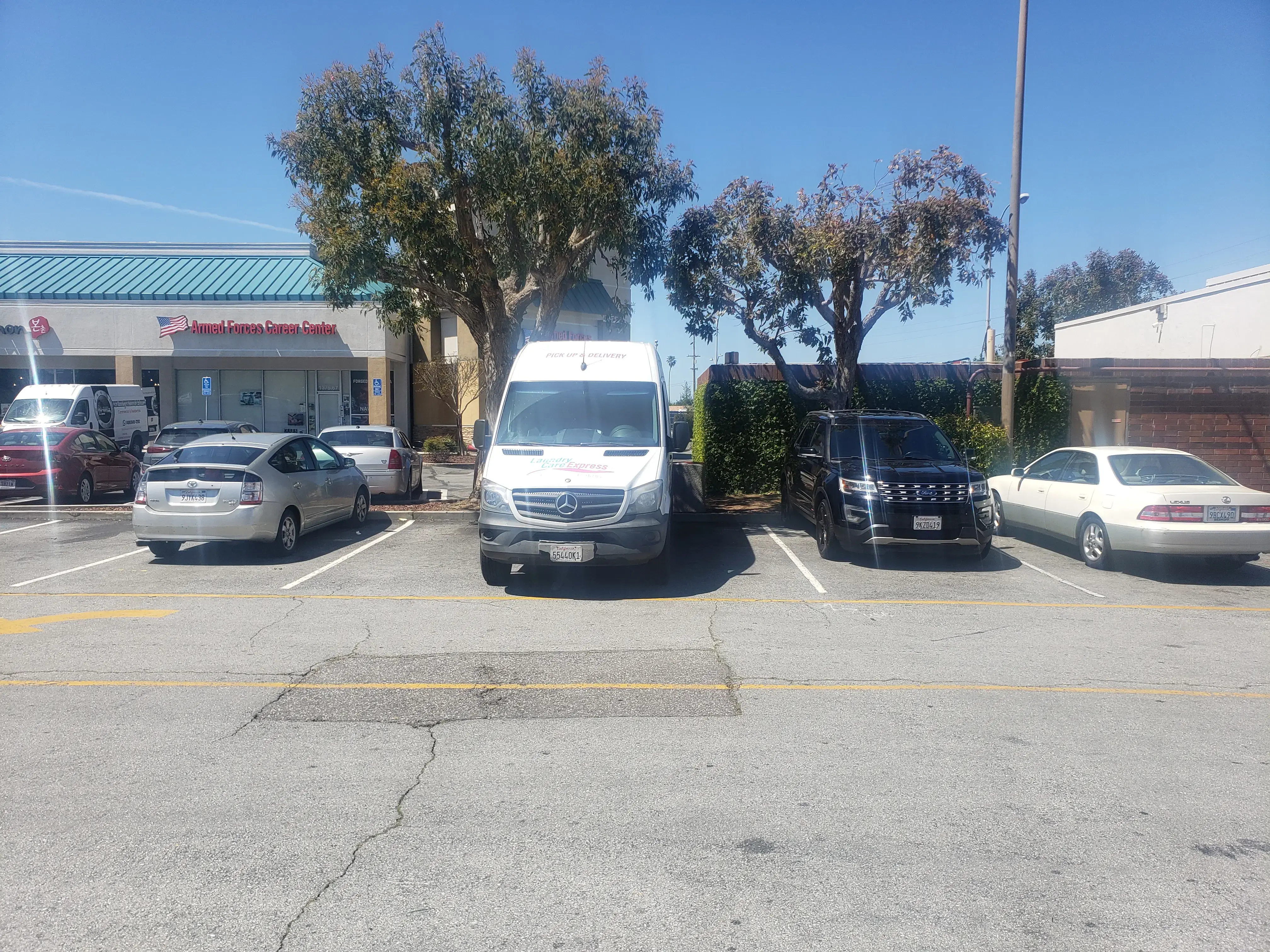 Laundry Care Express - Image 7
