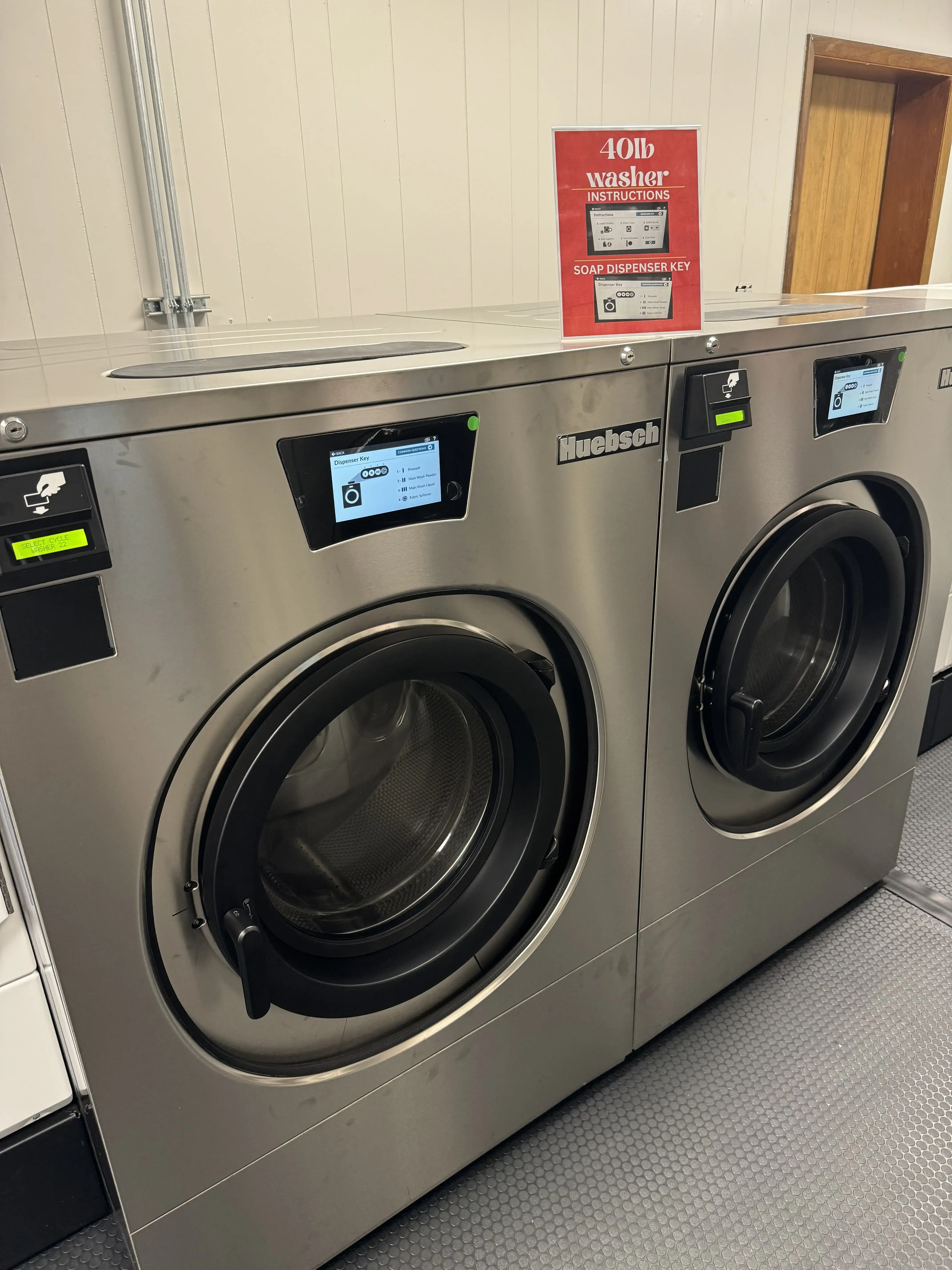 Laundry Central Laundromat - Image 9