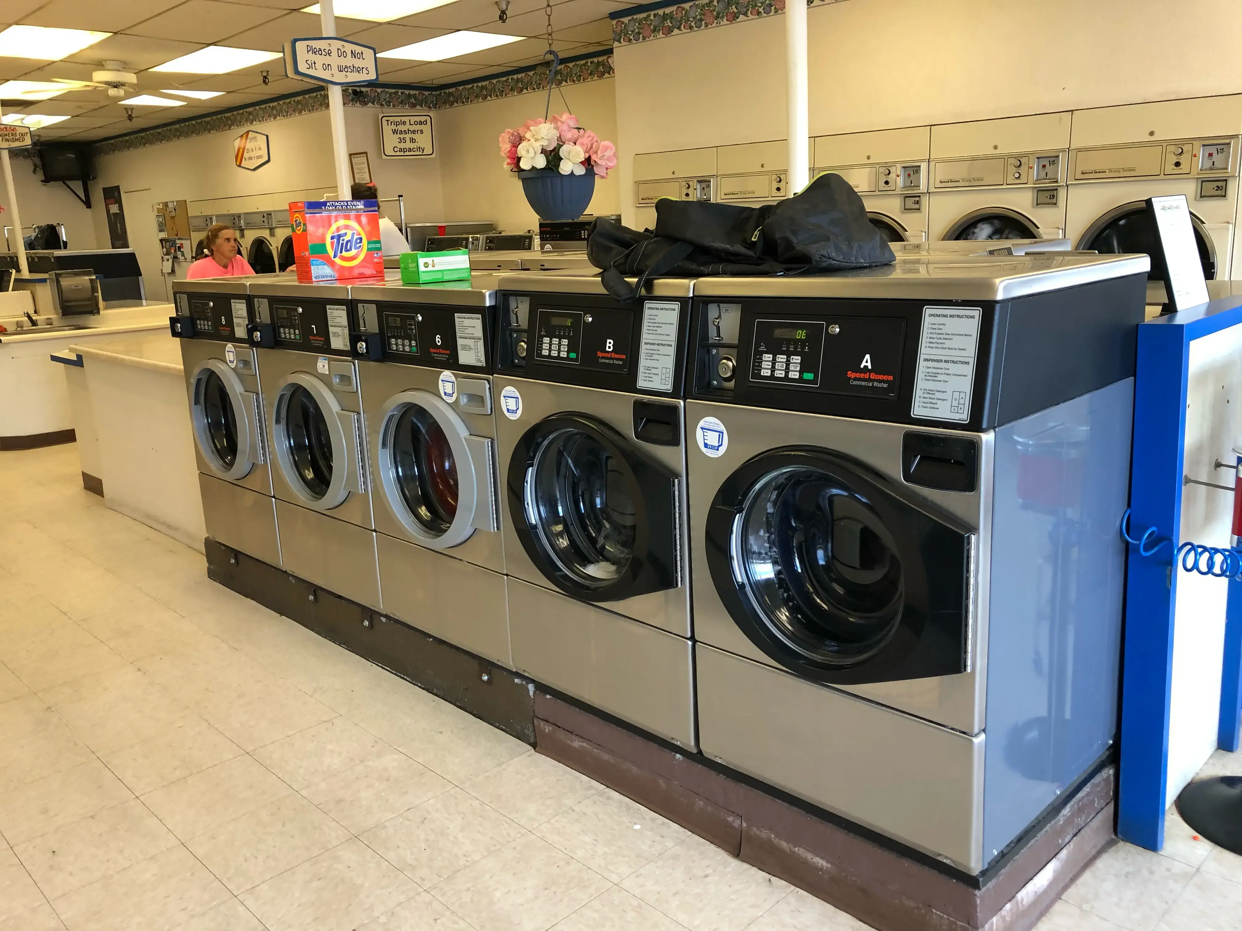 Laundry Chute thumbnail 9
