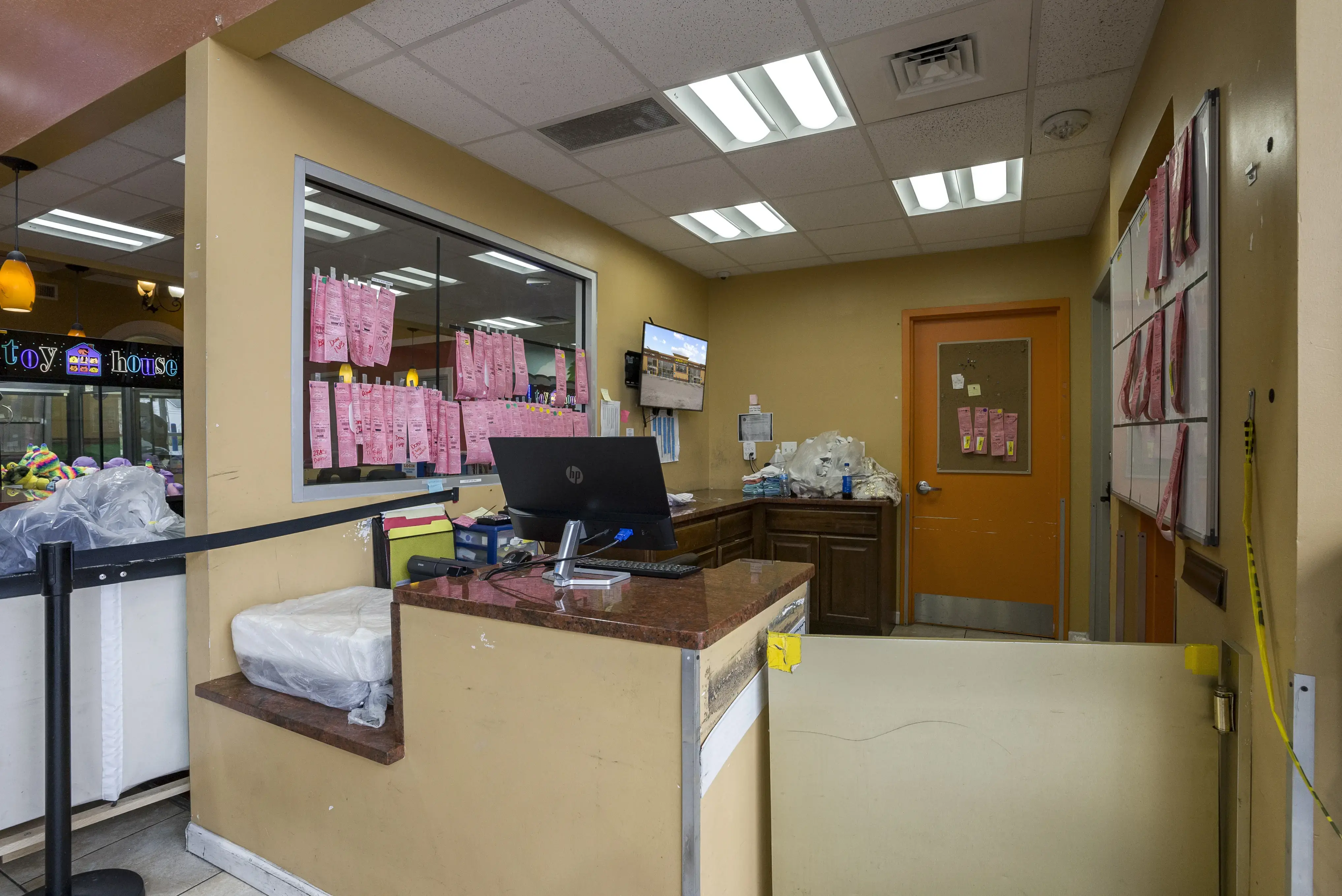 Laundry City Laundry Services - Image 10