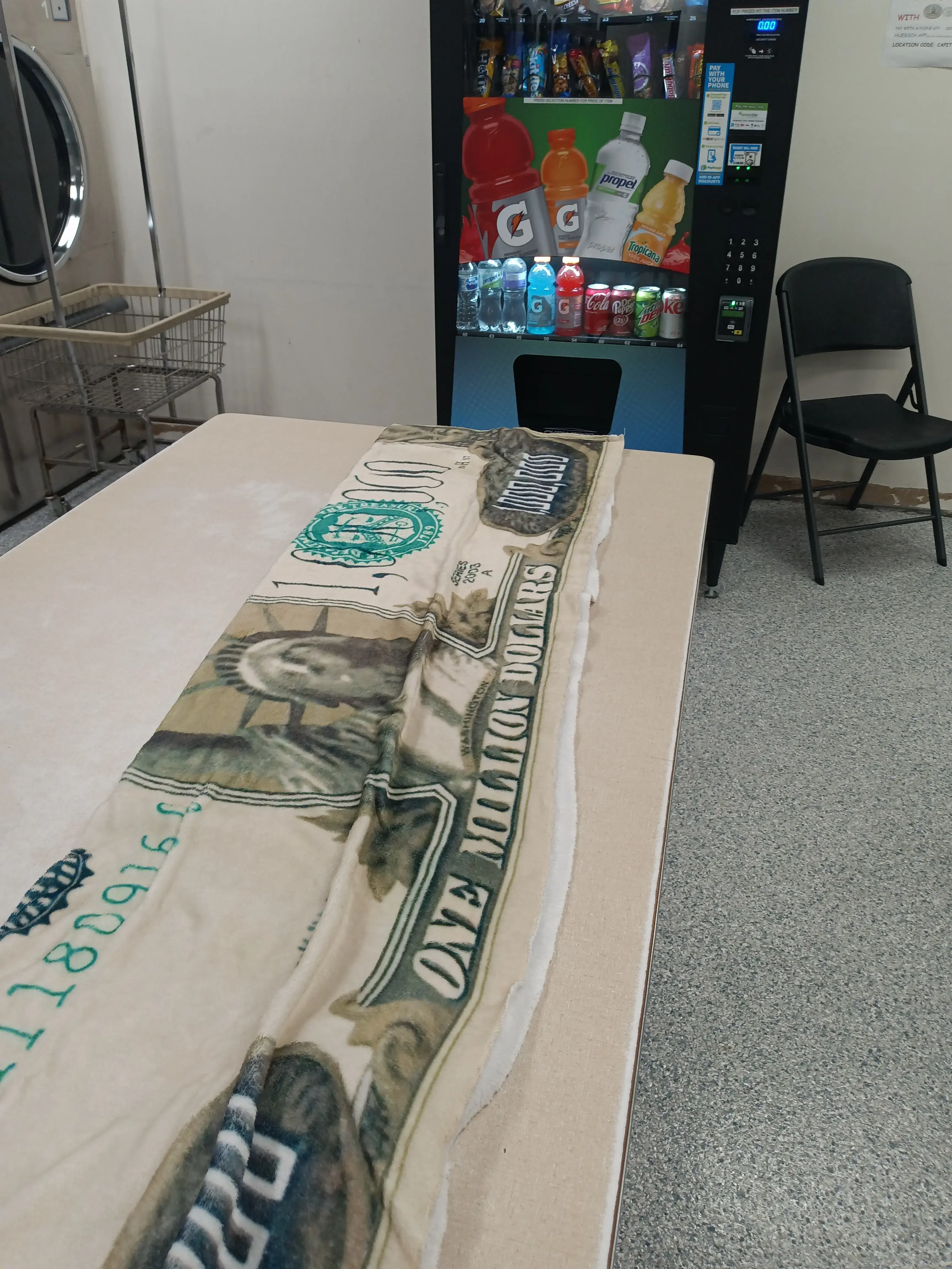 Laundry Club Fort Wayne (Capitol Dry Cleaners & Laundromat) thumbnail 12