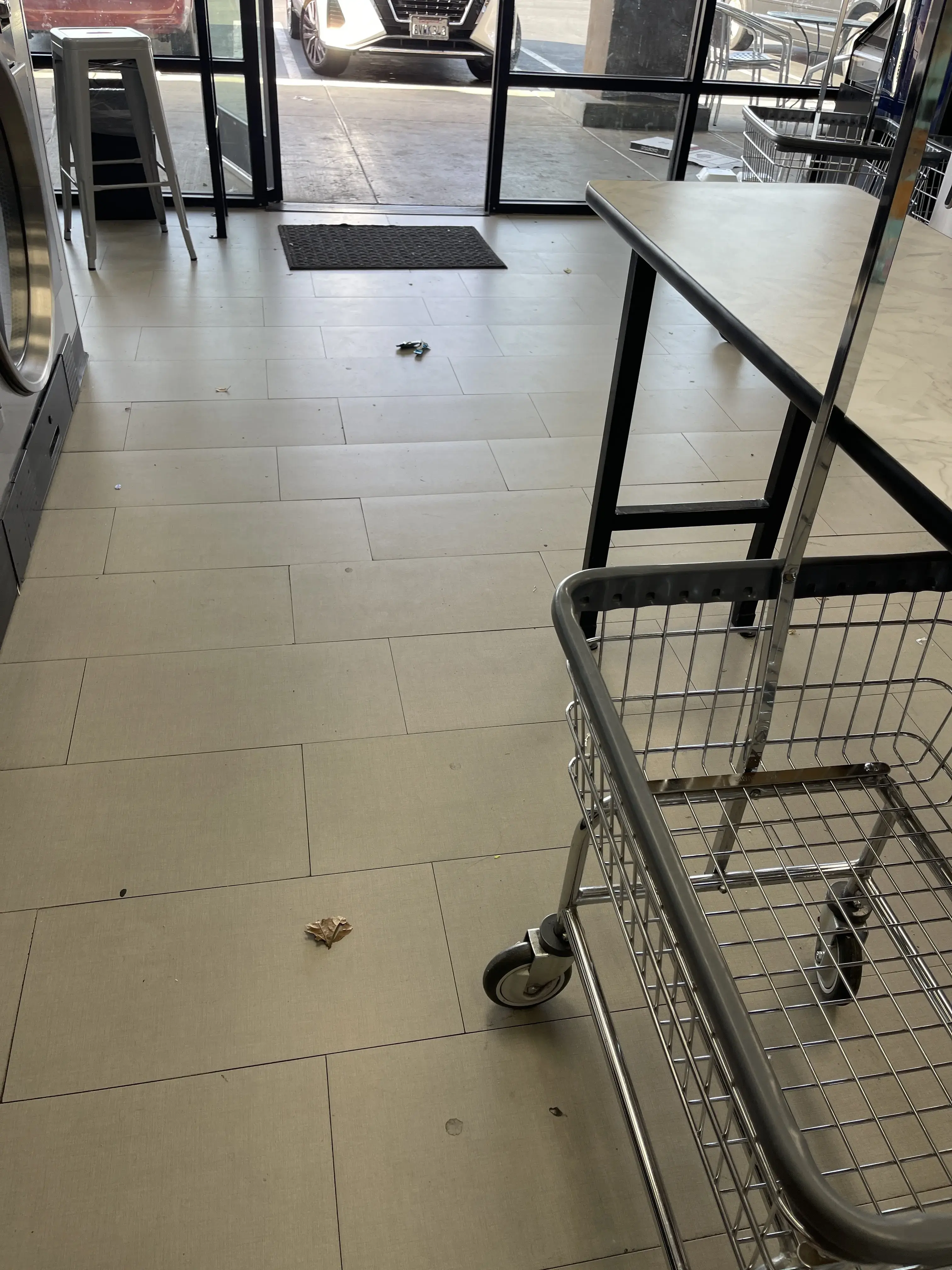 Laundry Club - Image 14