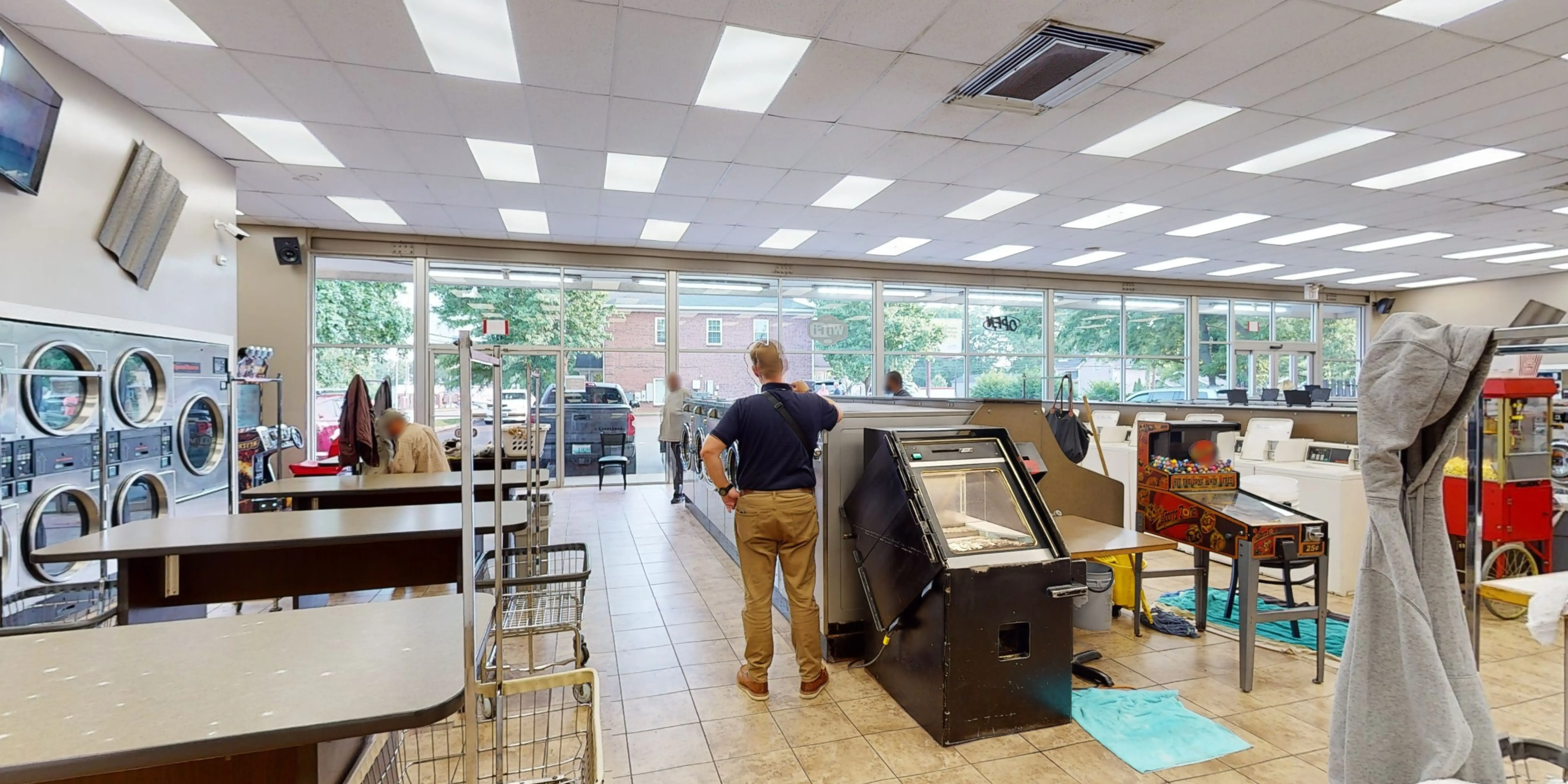 Laundry Connection thumbnail 18