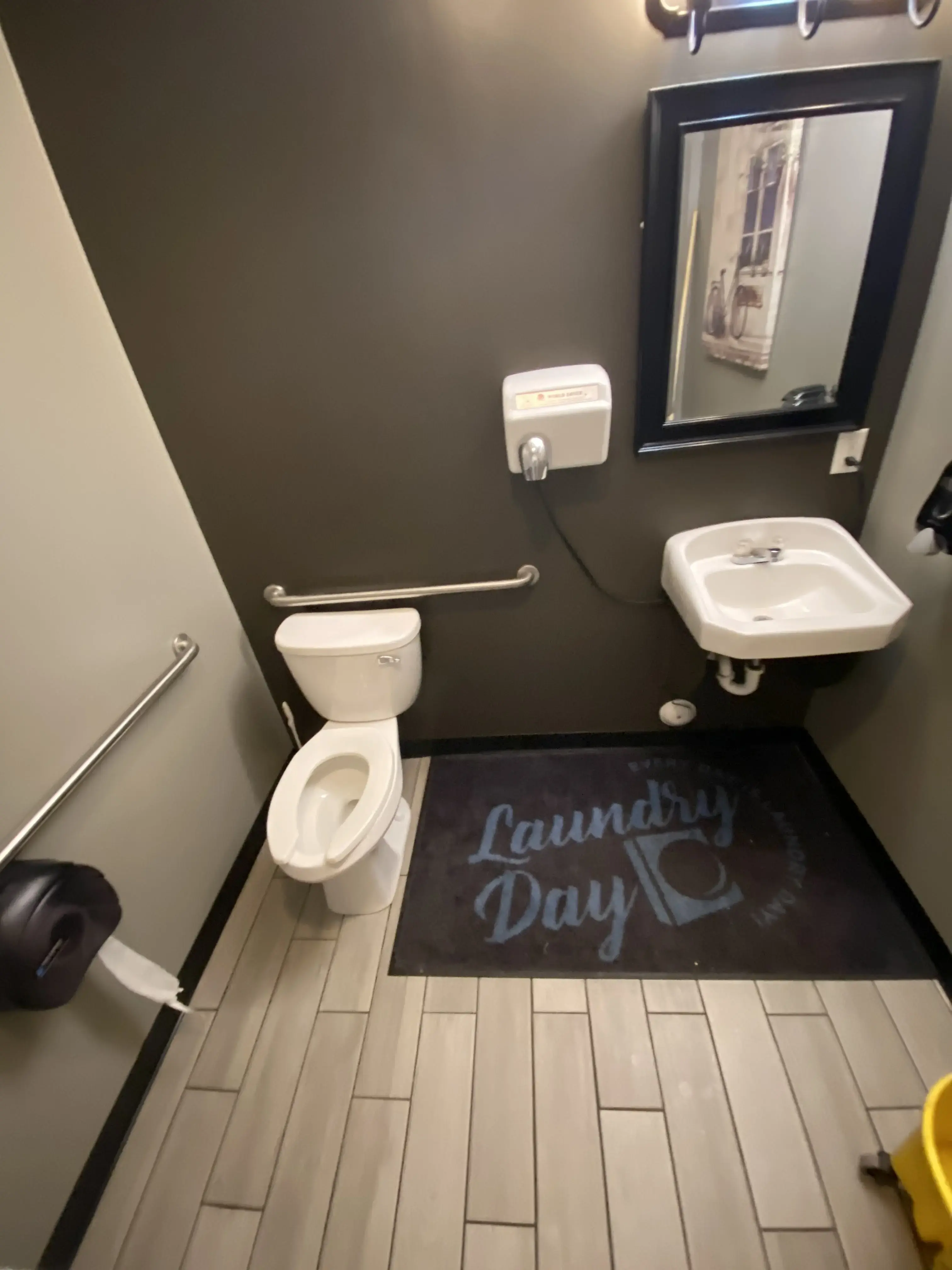 Laundry Day Inc. - Image 15