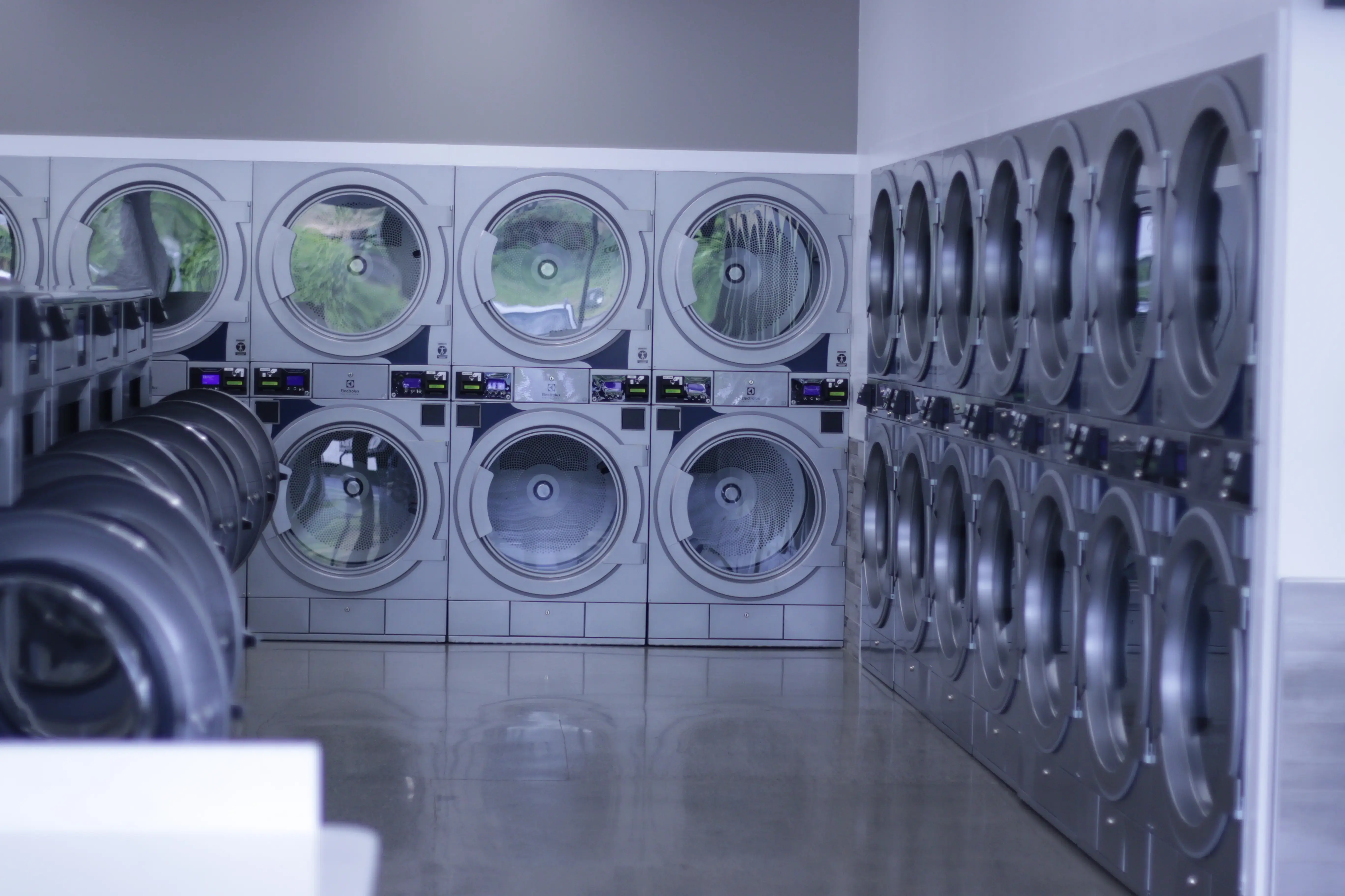 Laundry Day Laundromat - Image 3