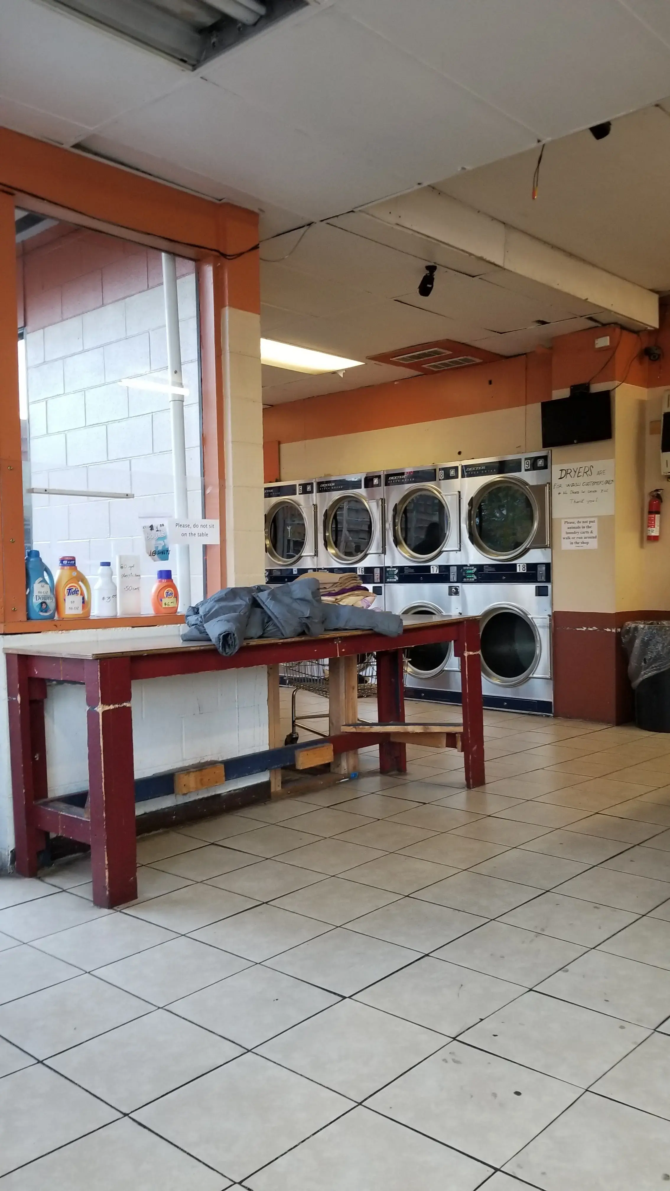 Laundry Day Laundromat thumbnail 18