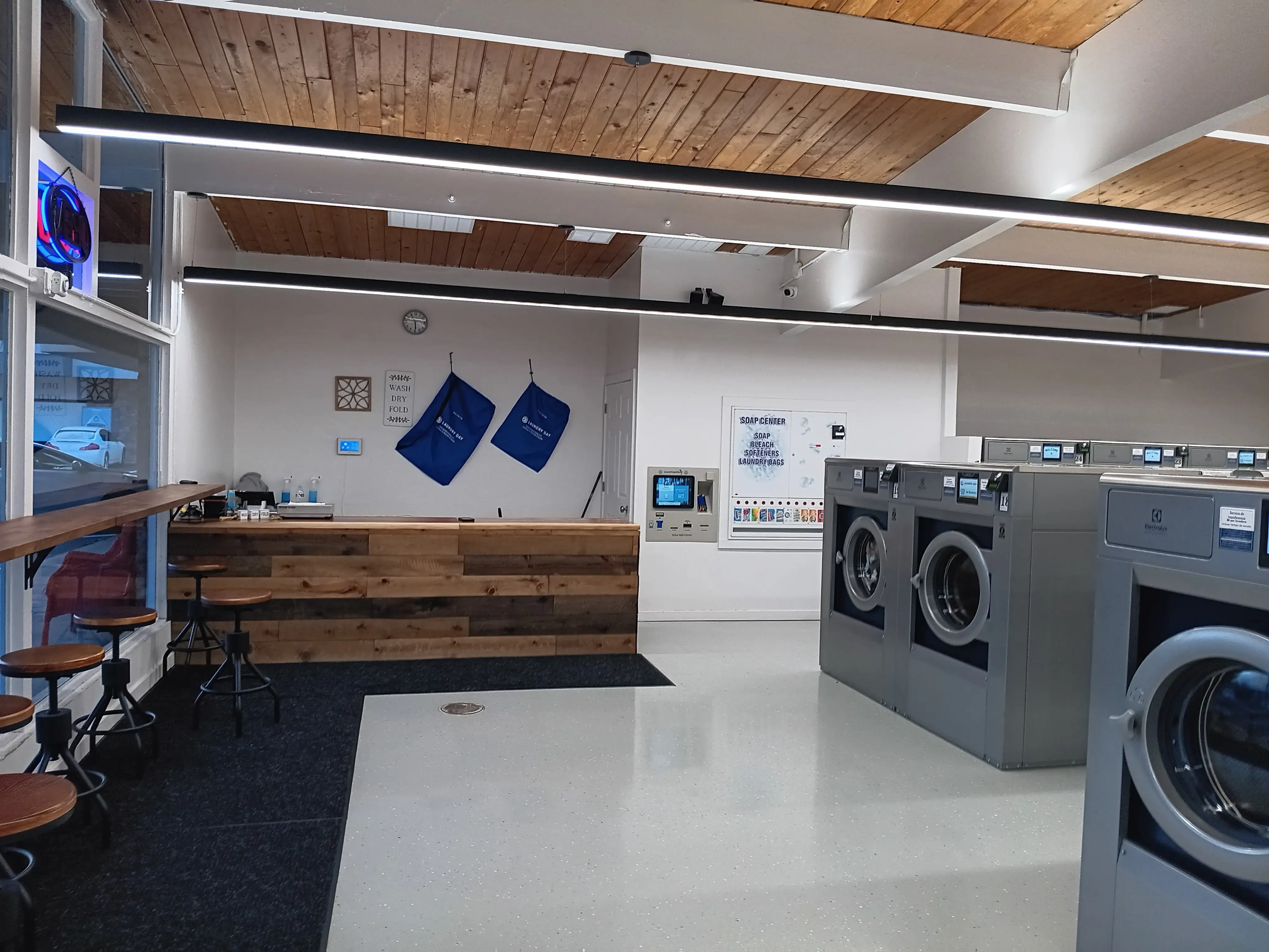 Laundry Day Laundromat thumbnail 15
