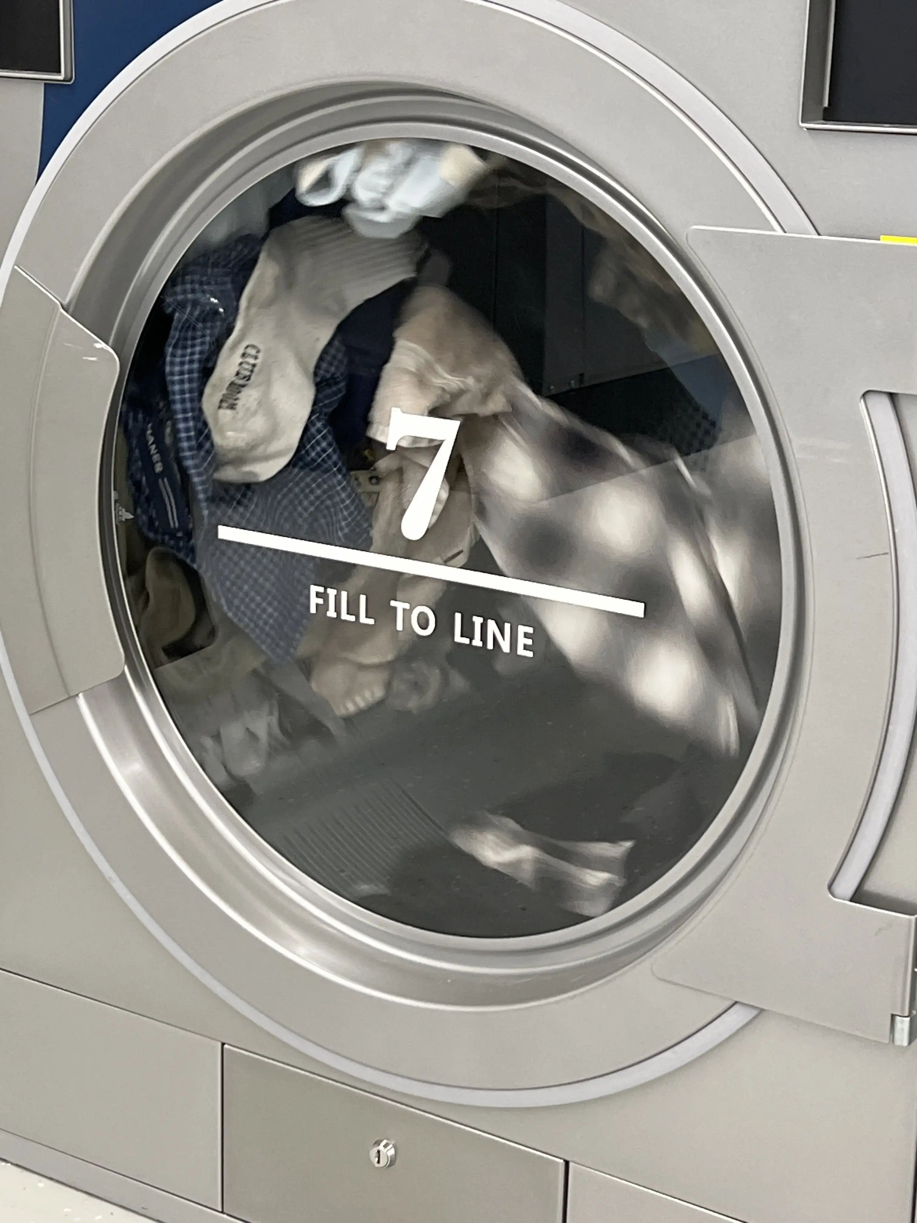 Laundry Day Laundromat thumbnail 7