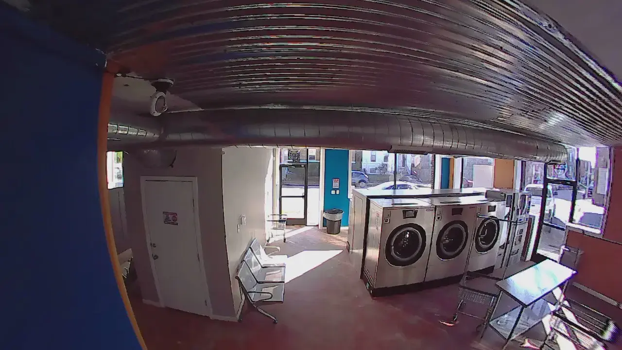 Laundry Day Laundromat thumbnail 5