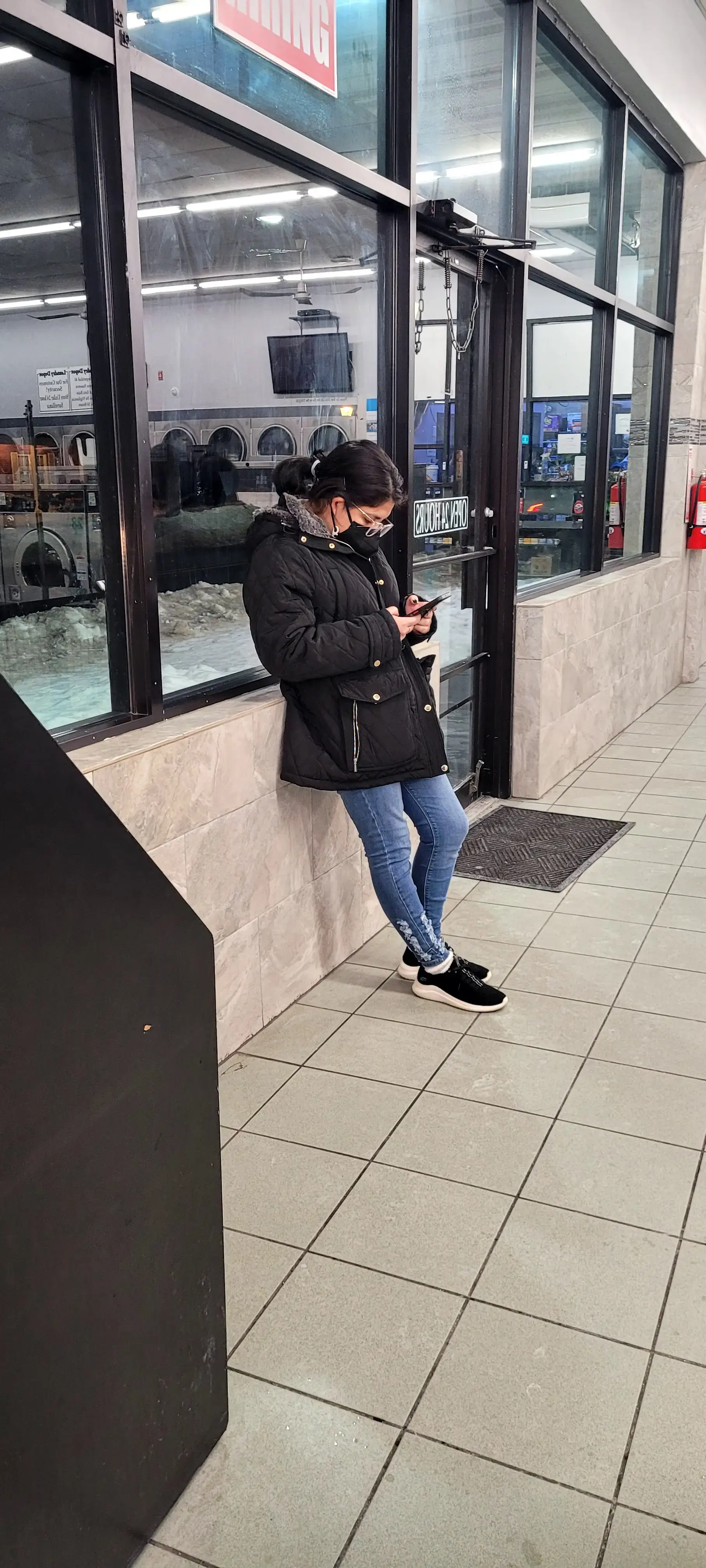 Laundry Depot Carleton Ave - Image 3