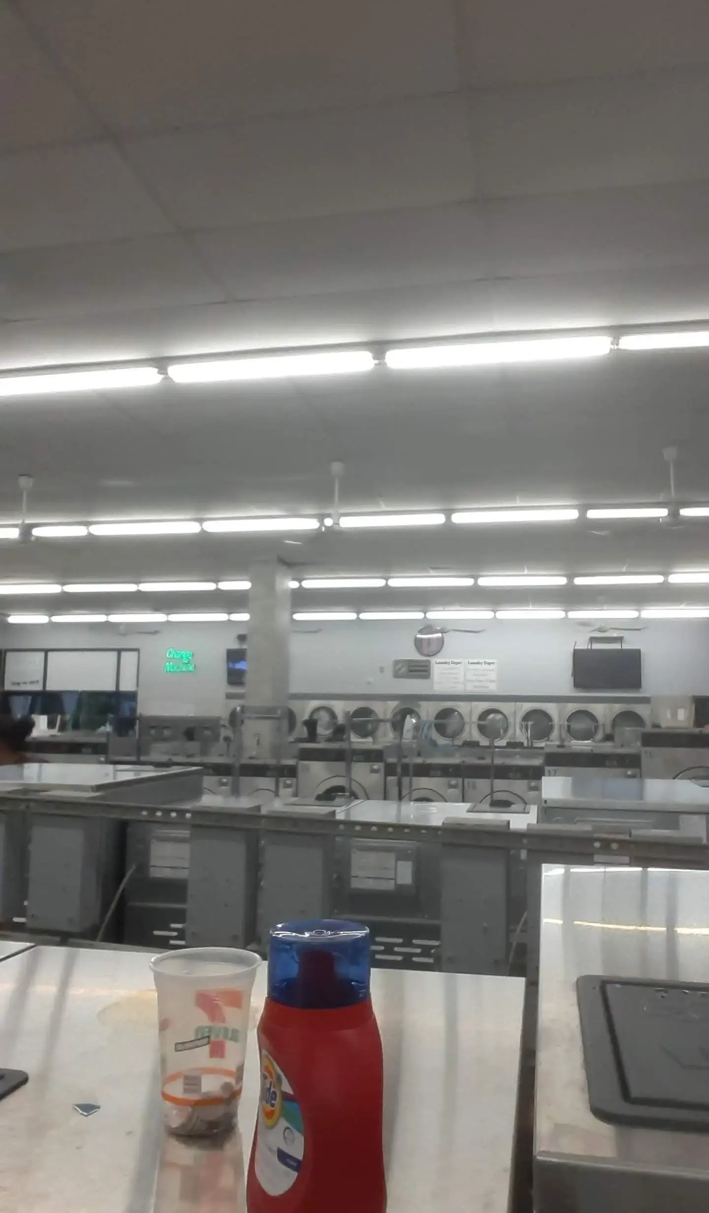 Laundry Depot Carleton Ave - Image 4