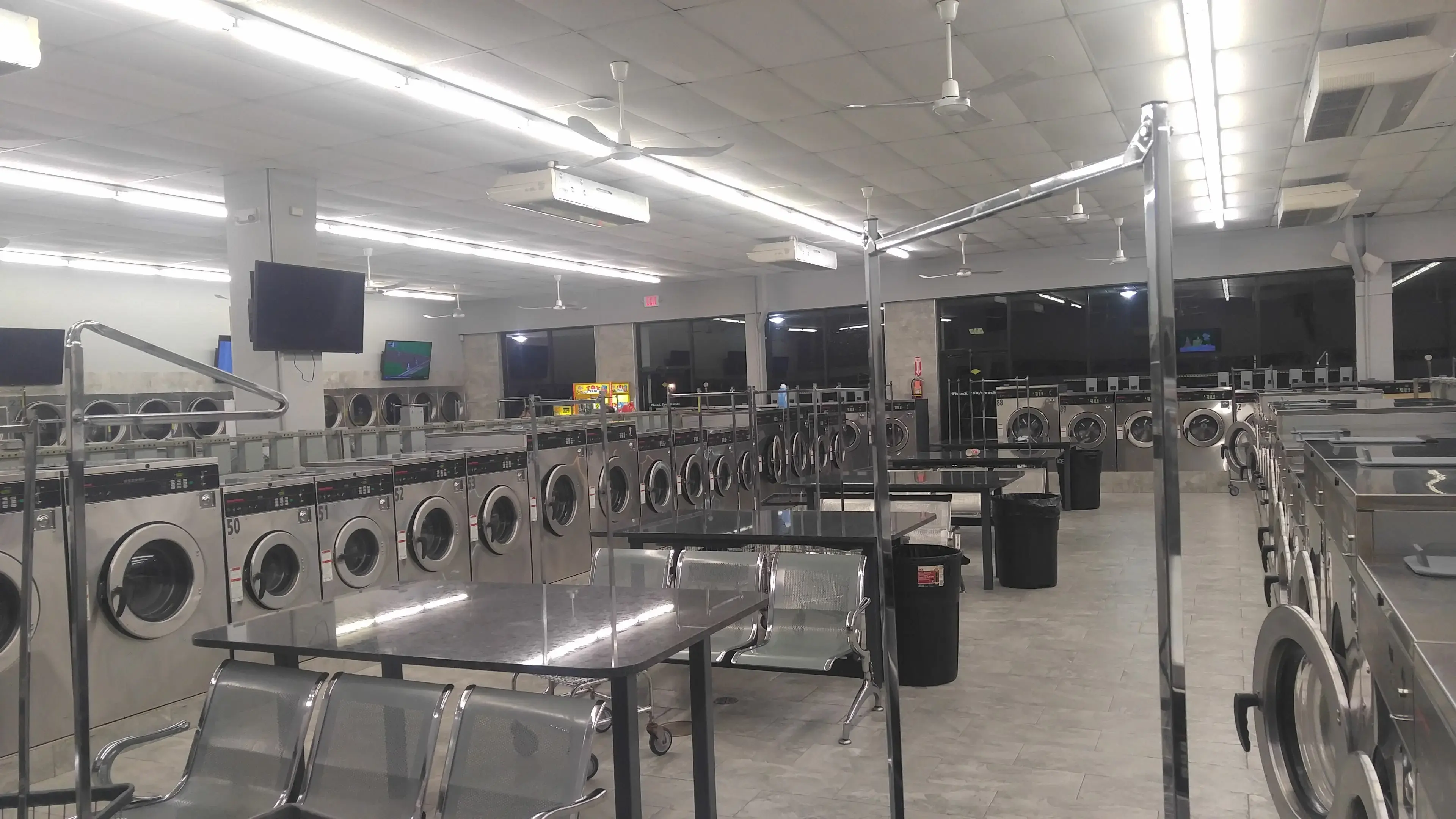 Laundry Depot Islip Avenue - Image 5