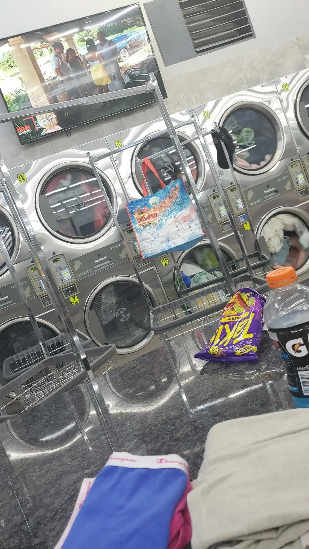 Laundry Depot Islip Avenue - Image 7
