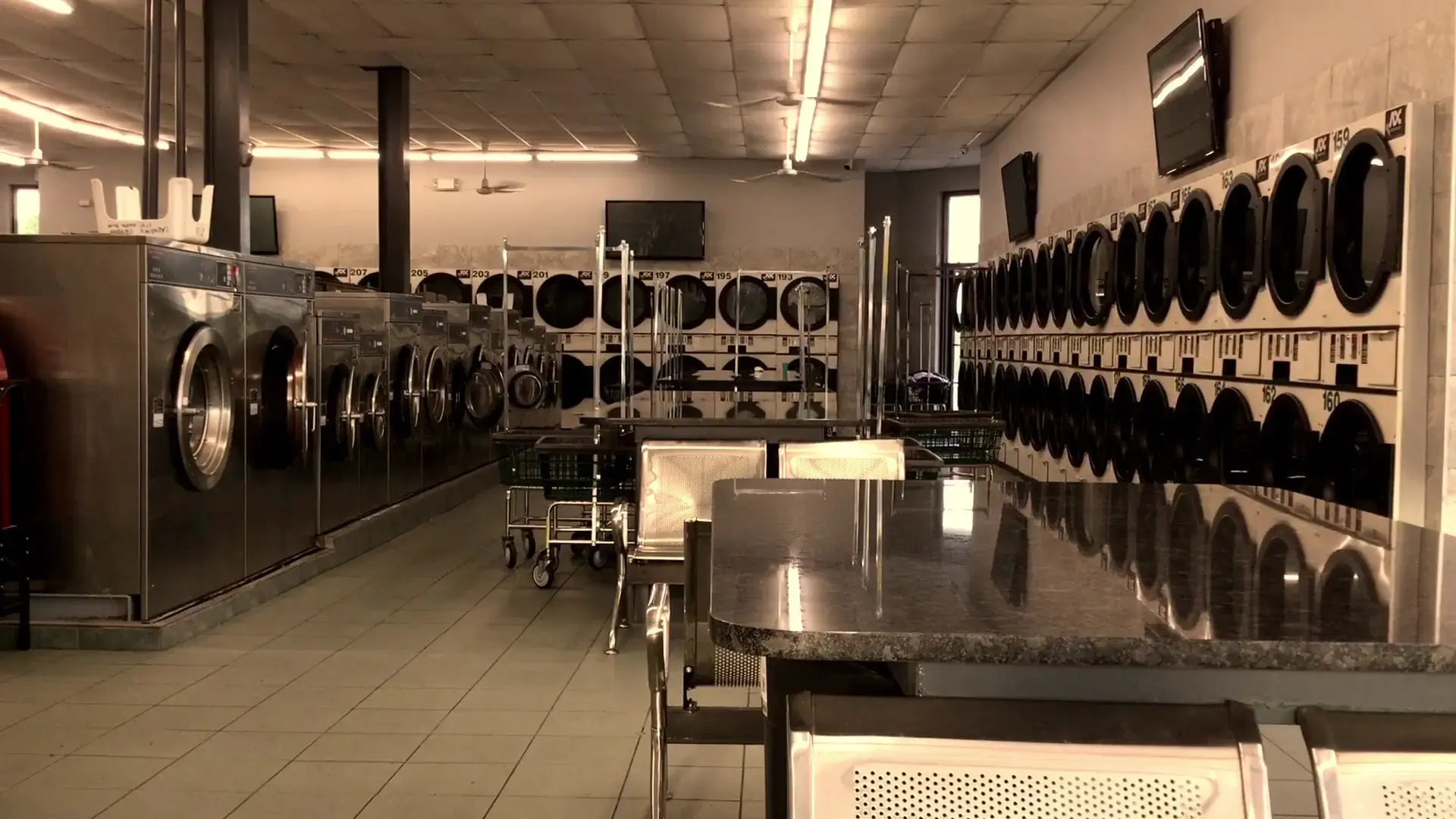 Laundry Depot Union Blvd - Image 3