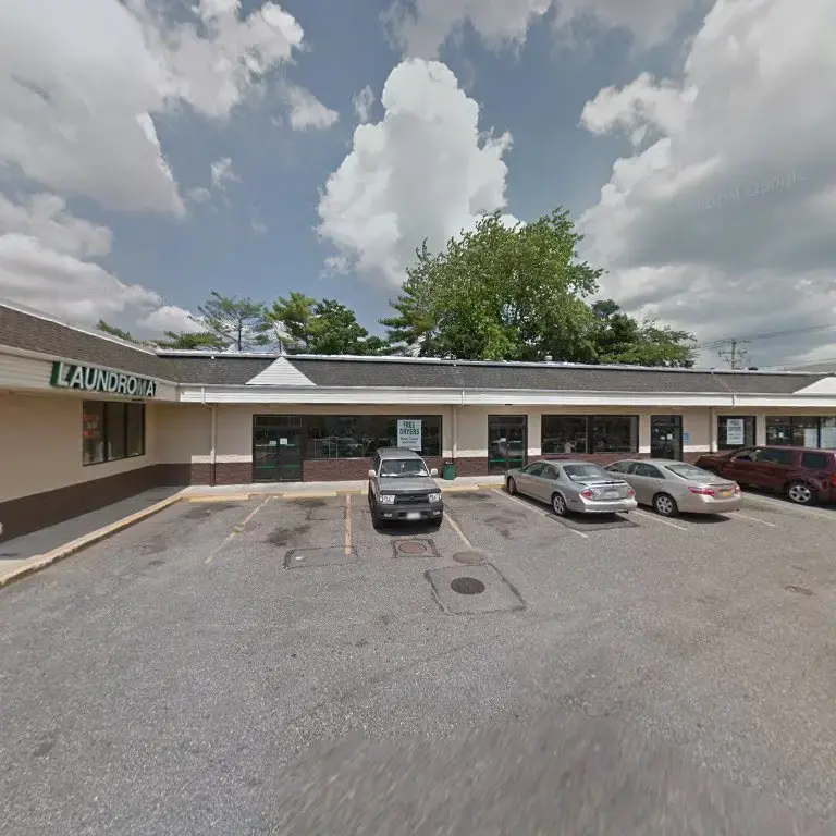 Laundry Depot Union Blvd thumbnail 15