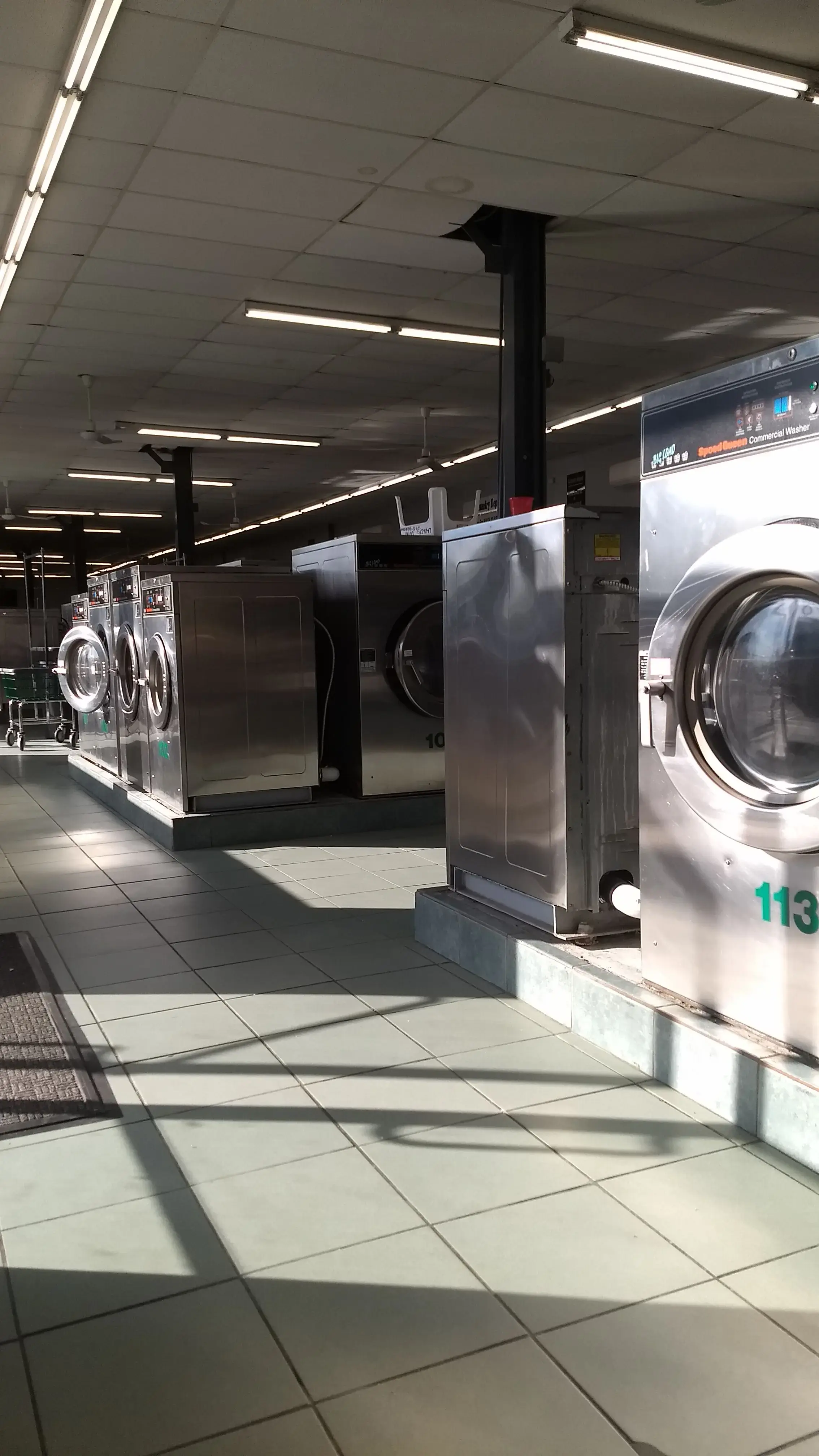 Laundry Depot Union Blvd - Image 13