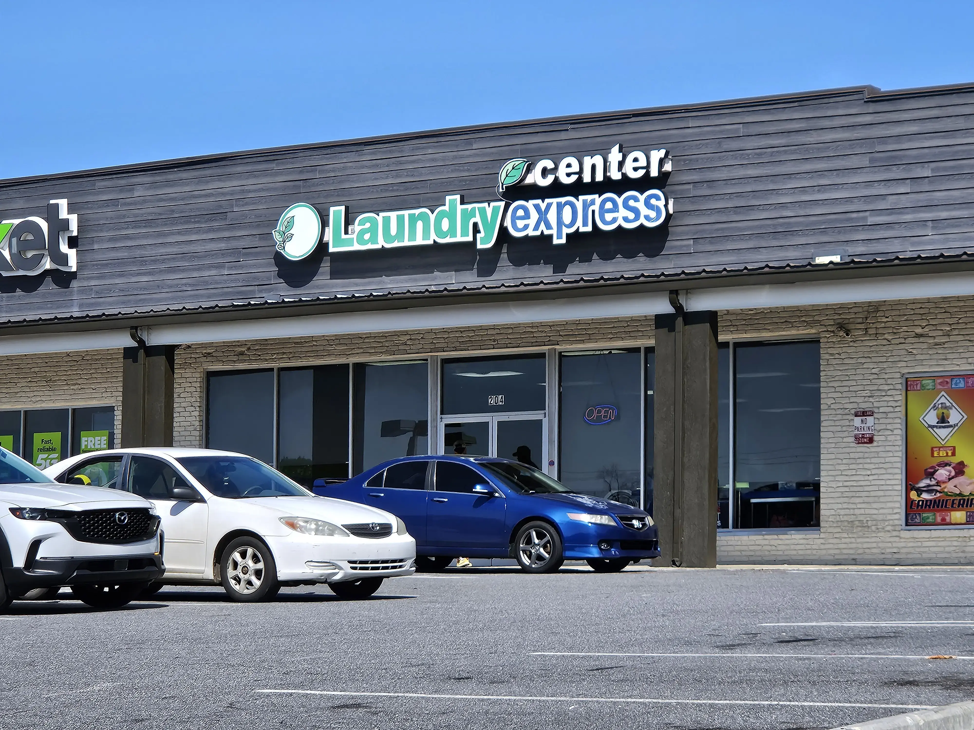 Laundry Express Center - Image 5