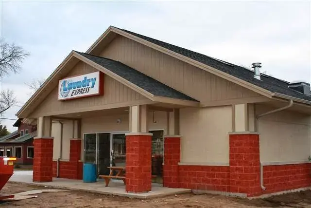 Laundry Express Laundromat- La Crosse thumbnail 18