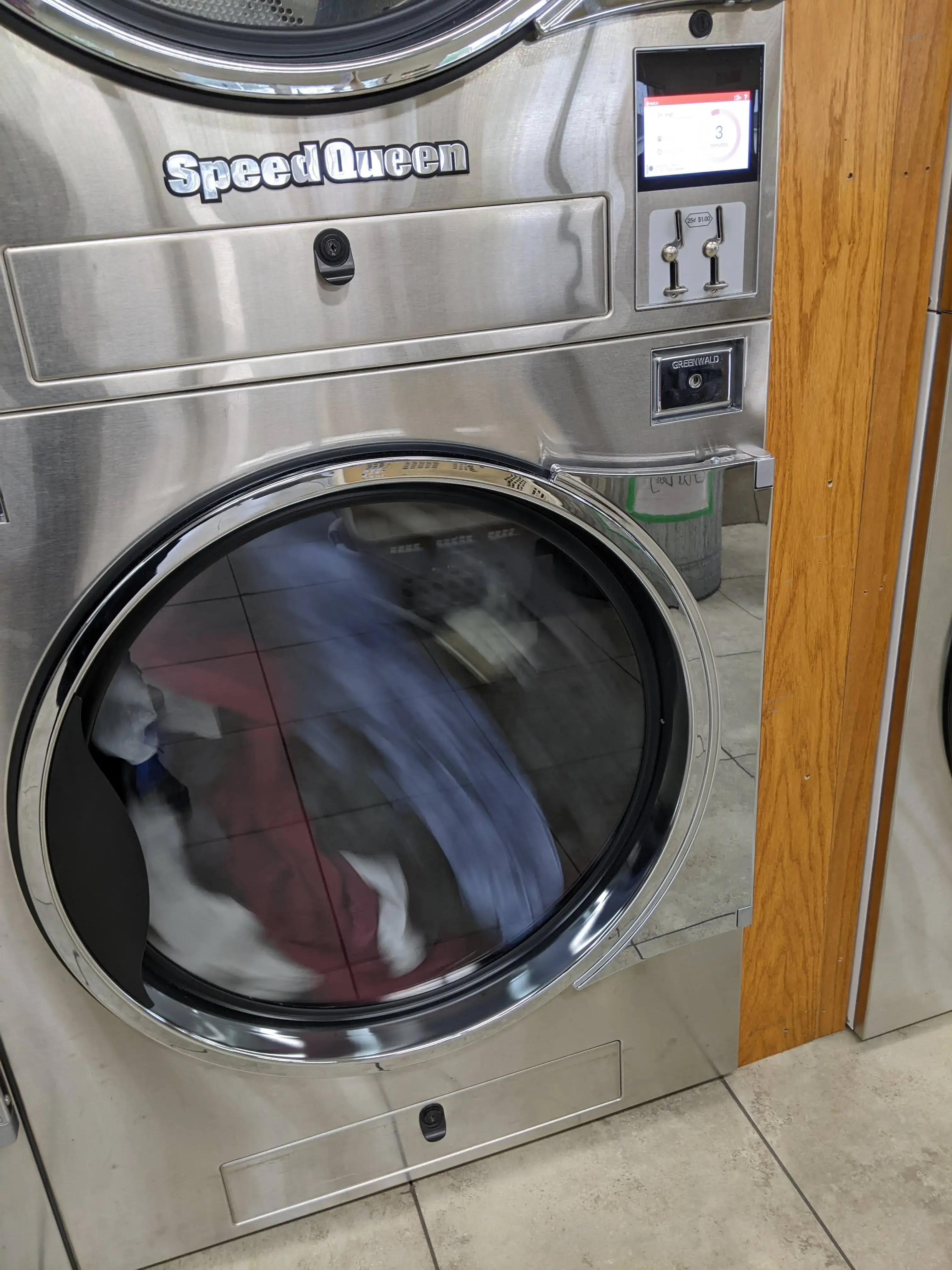 Laundry Express Laundromat- La Crosse - Image 11