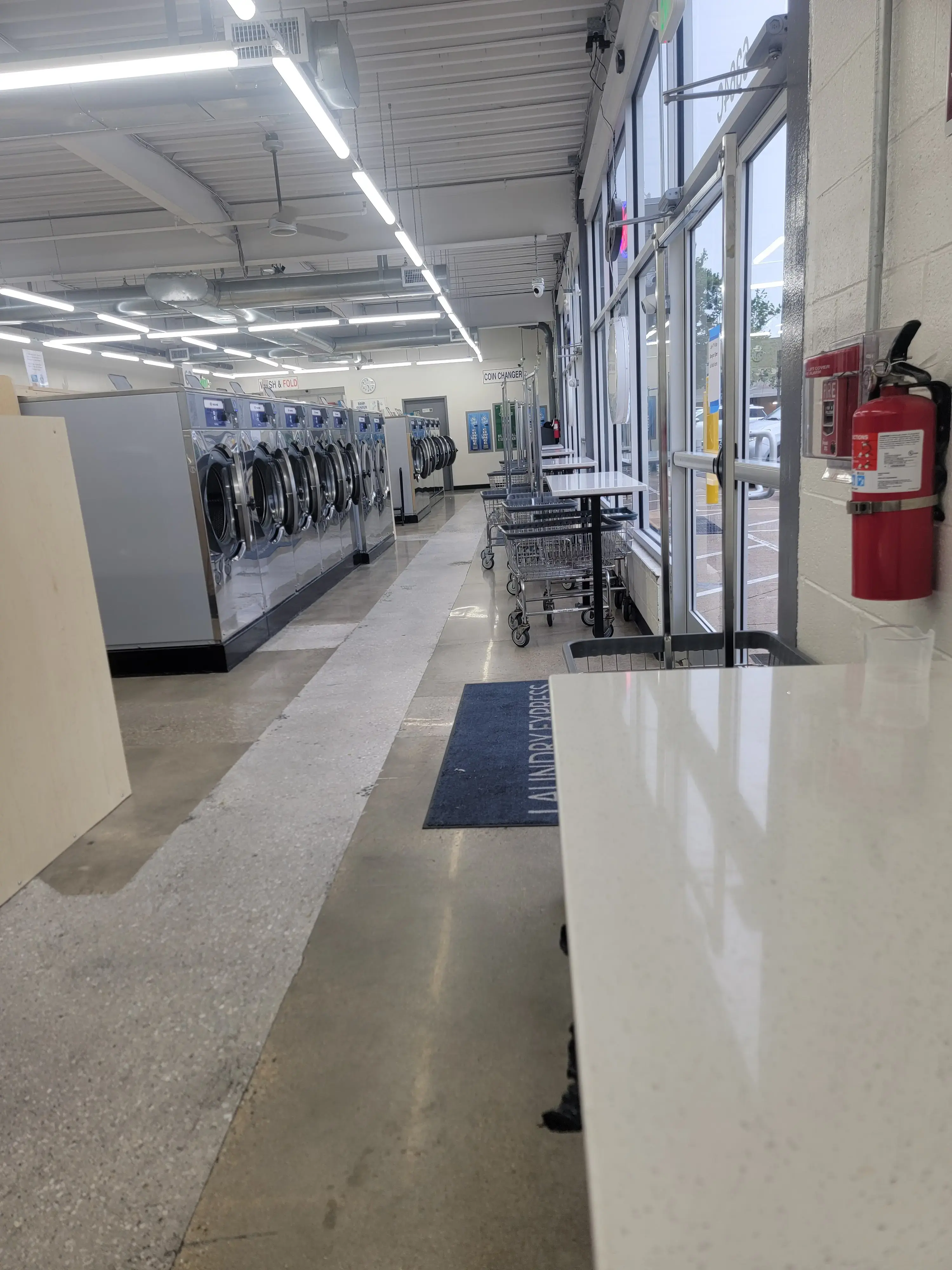 Laundry Express thumbnail 5