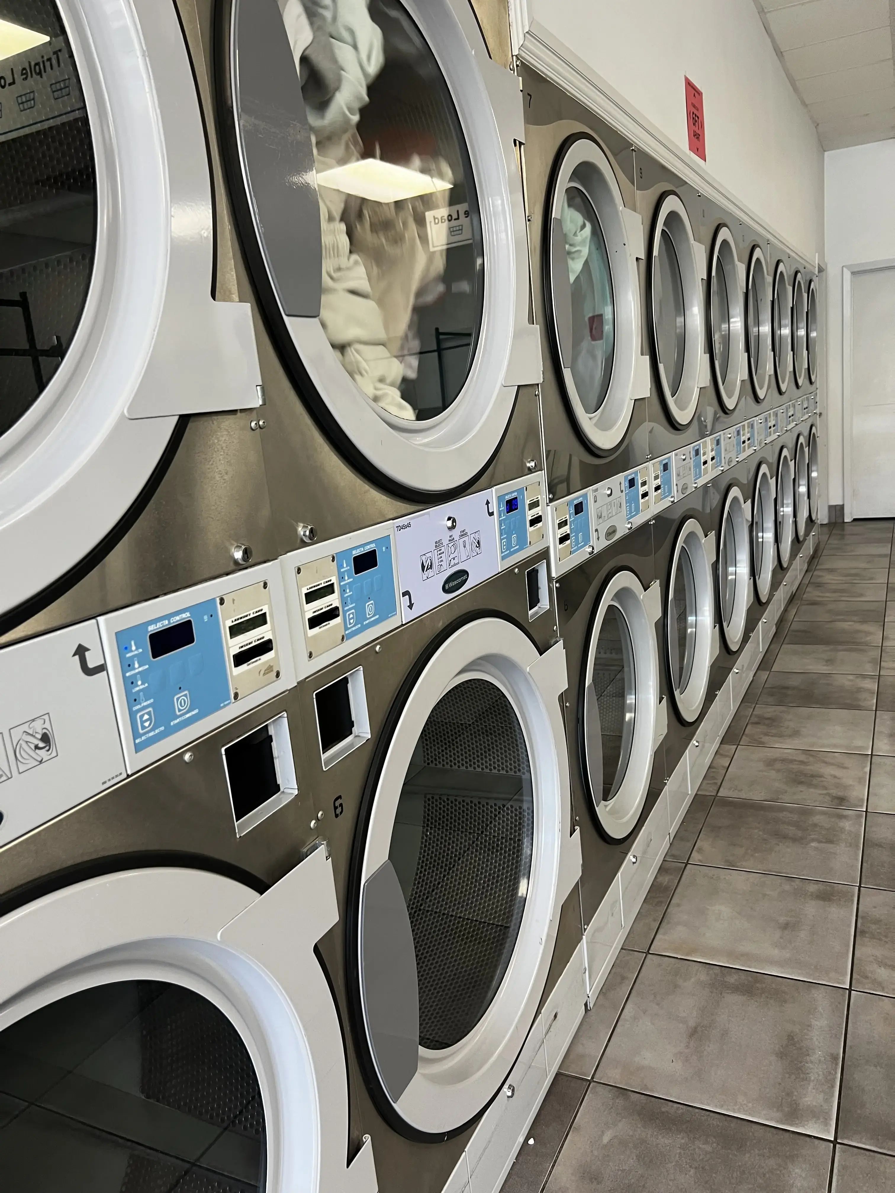 Laundry Express - Image 4