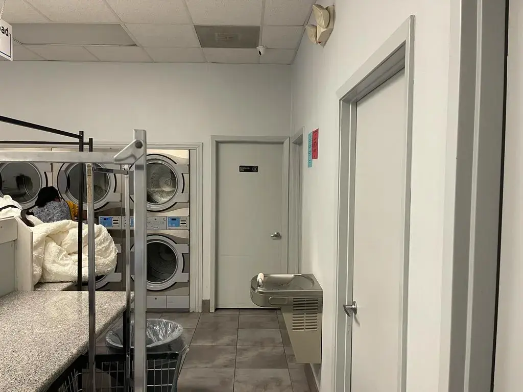 Laundry Express thumbnail 6