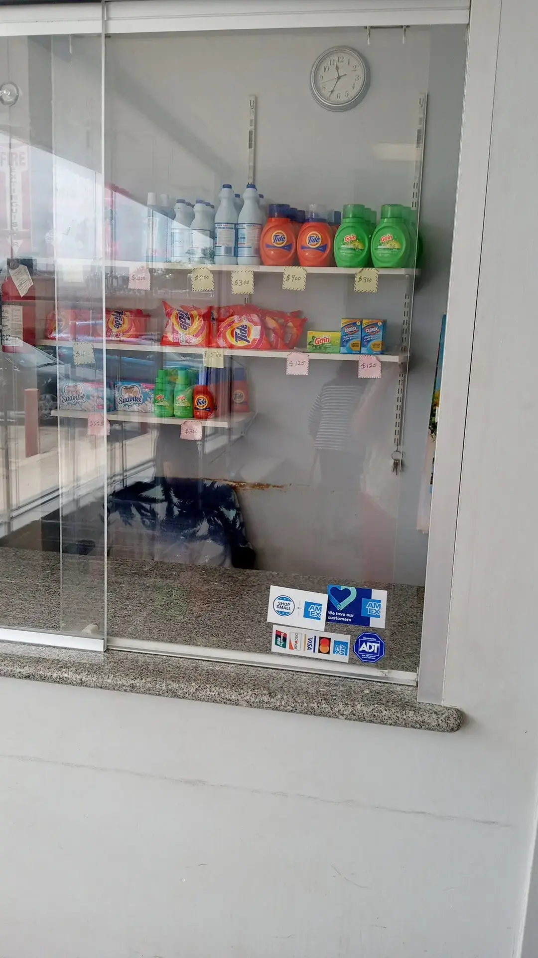 Laundry Express - Image 20